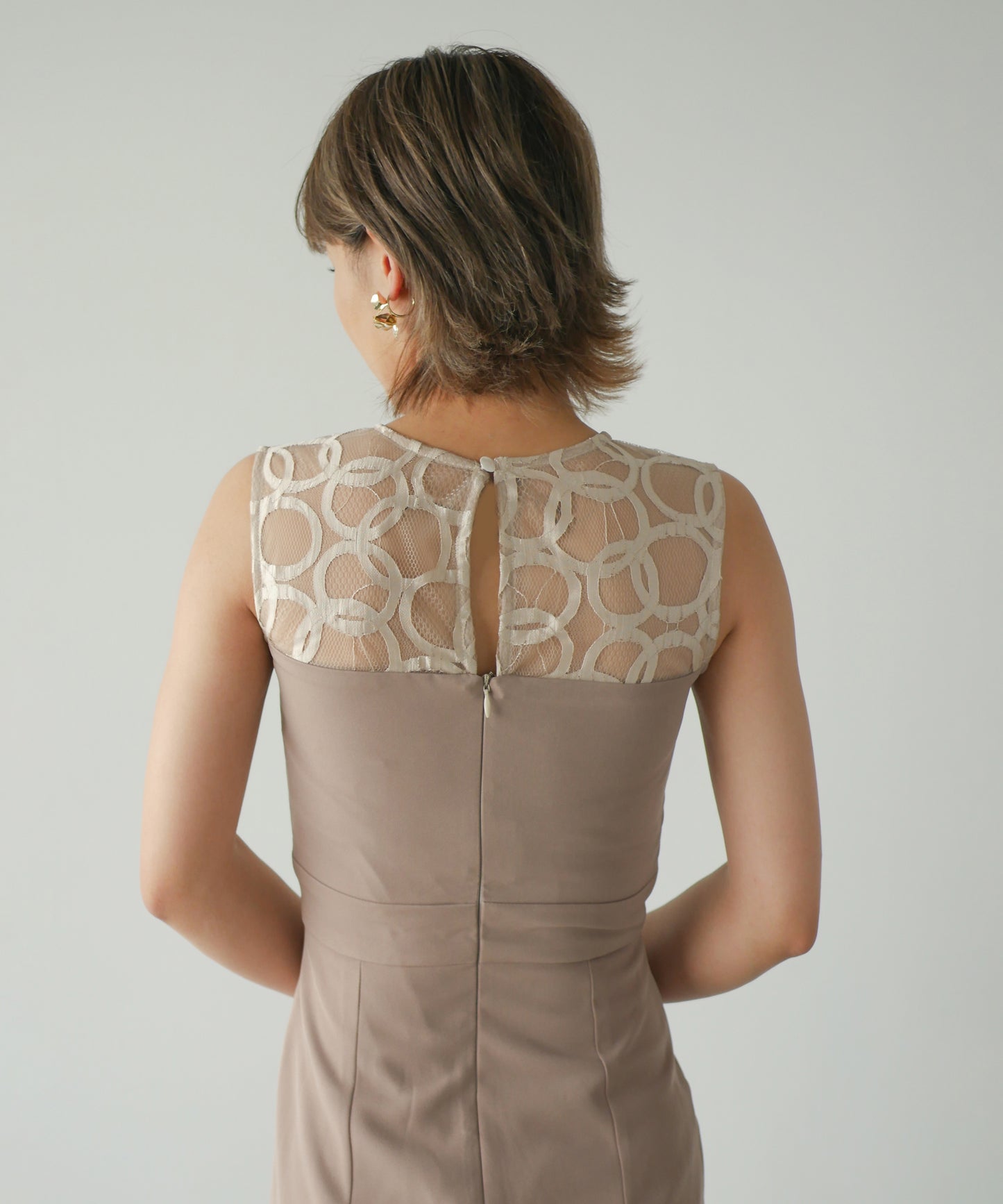 UNBILLION LACE DRESS