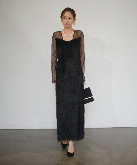 モデルサイズ:160cm B84 W61 H84 / 着用:ブラック
