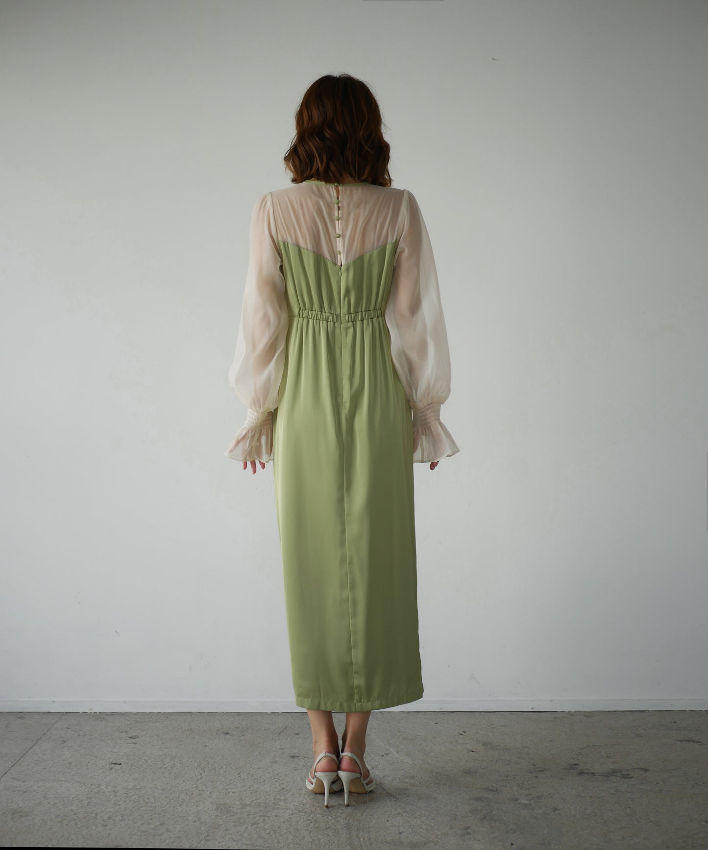 SATIN VOLUME SLEEVE DRESS