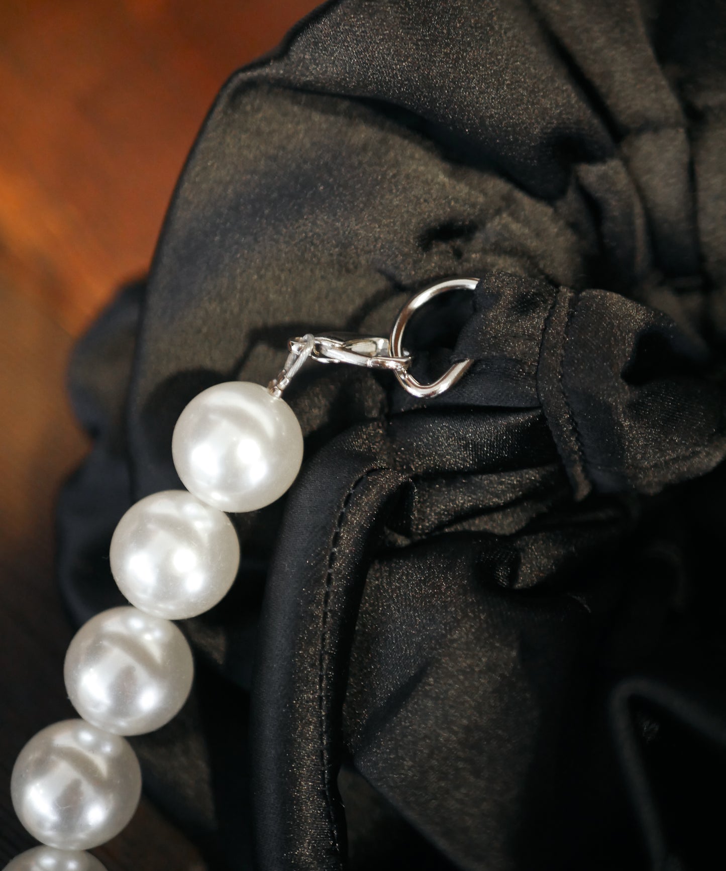 3WAY SATIN PEARL BAG