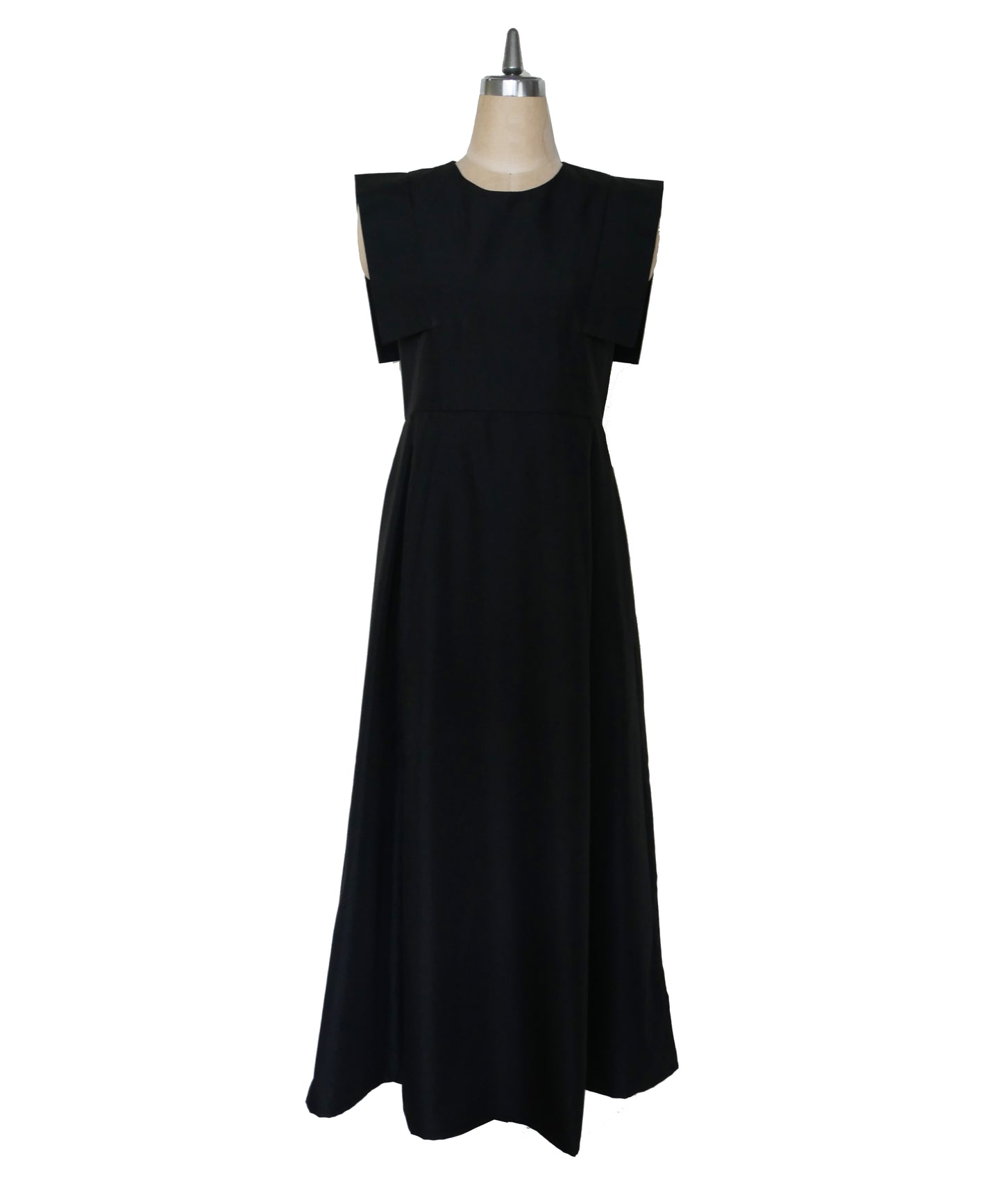 SQUARE SLEEVE ONEPIECE