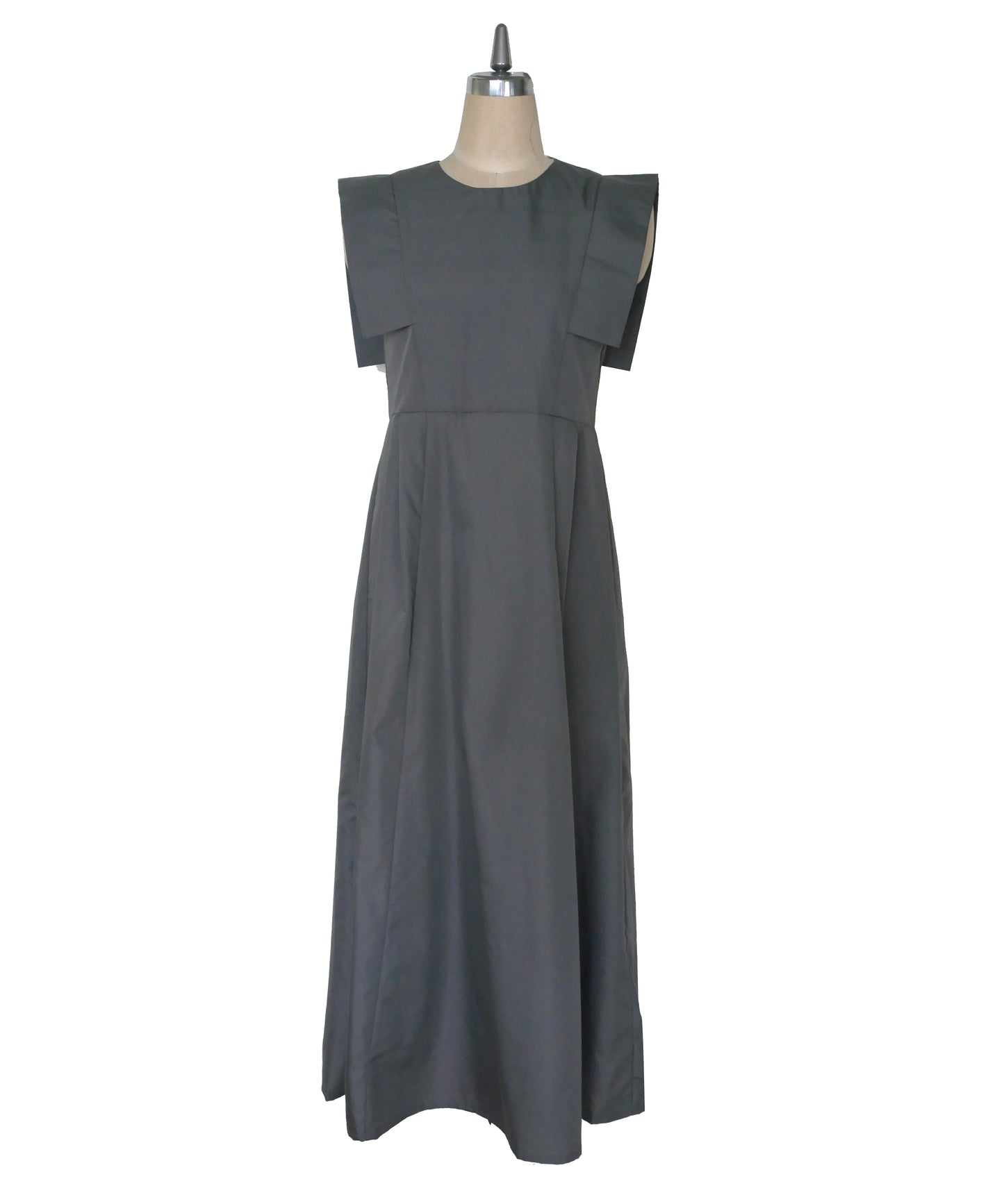 SQUARE SLEEVE ONEPIECE