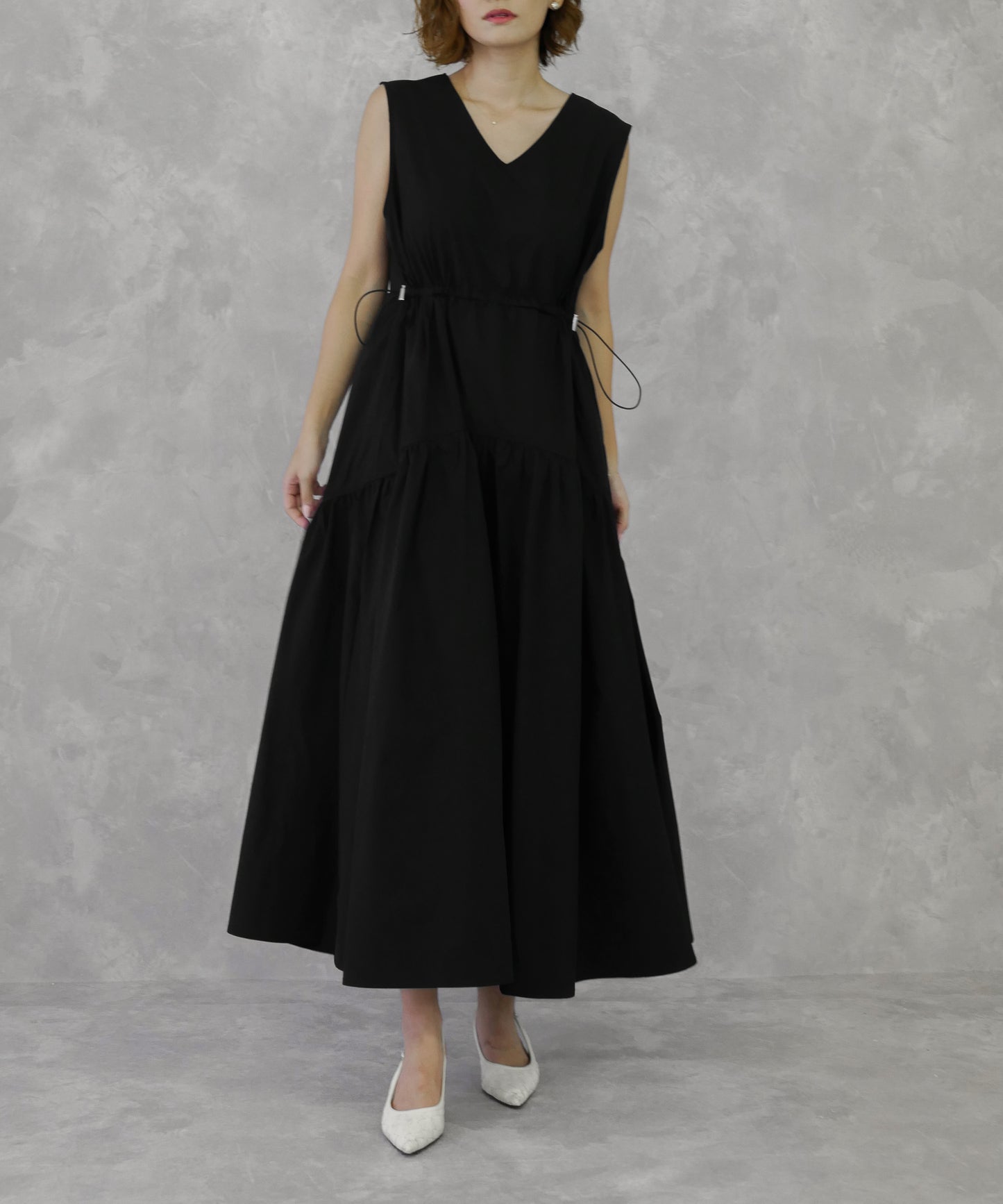 モデルサイズ:160cm B84 W61 H84 / 着用:ブラック F
