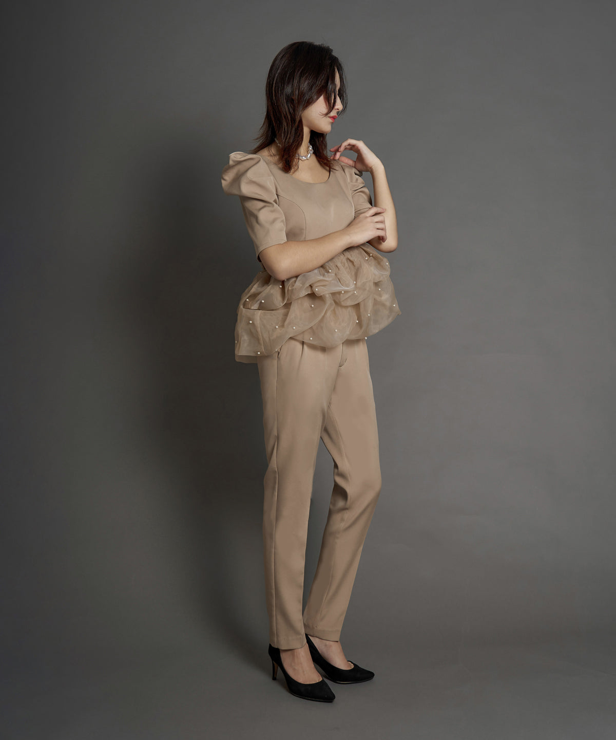 モデルサイズ：162cm B80 W59 H83 / 着用：ベージュ S