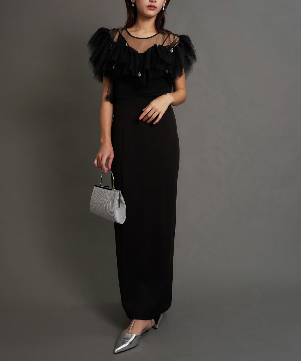 モデルサイズ：162cm B80 W59 H83 / 着用：ブラック