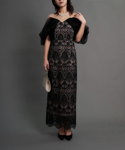OFFSHOLDER LACE DRESS