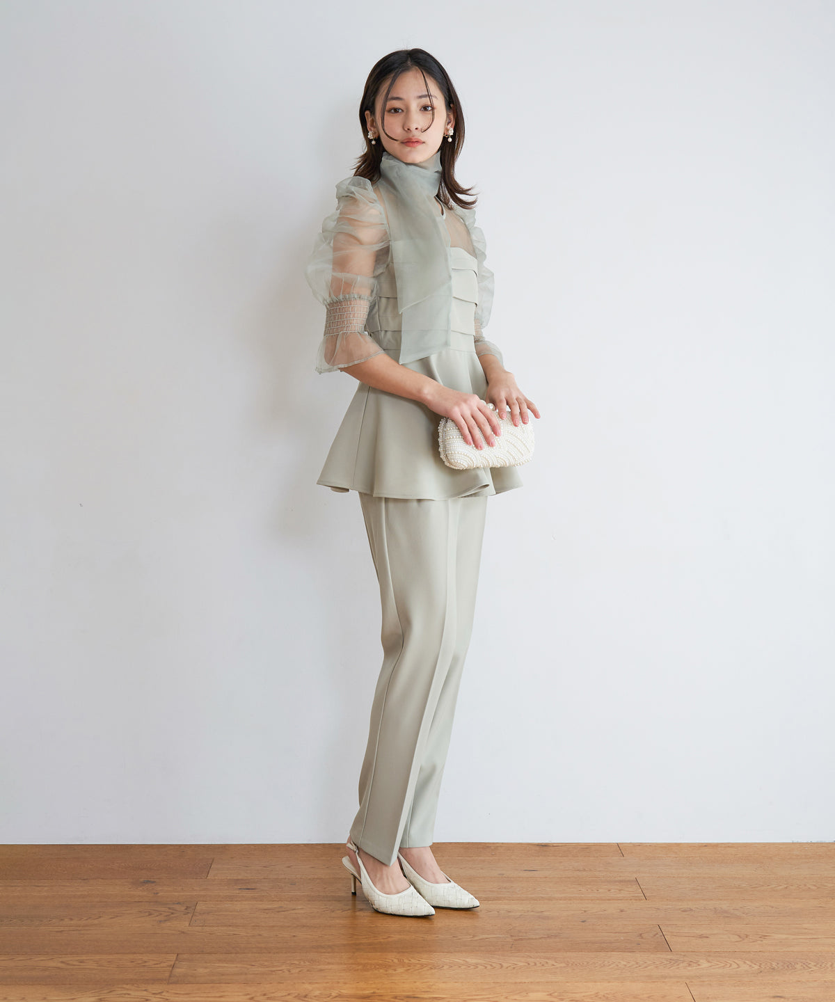 RIBON ORGANDY SET UP