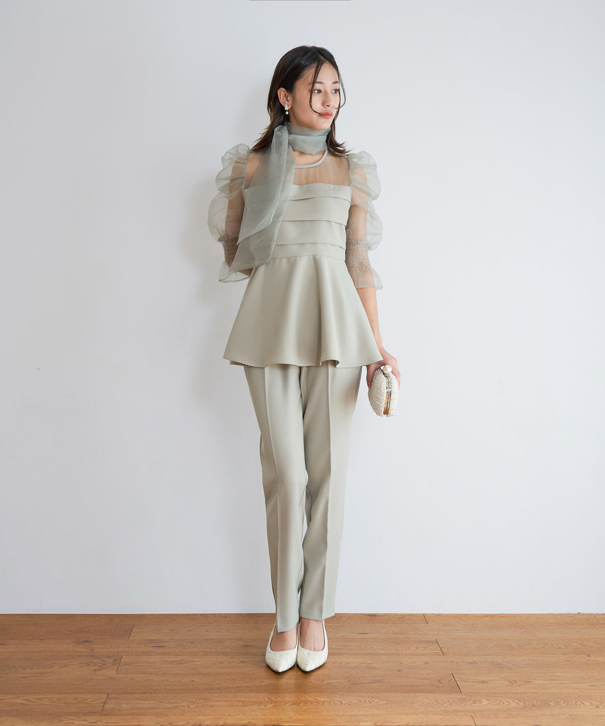 RIBON ORGANDY SET UP