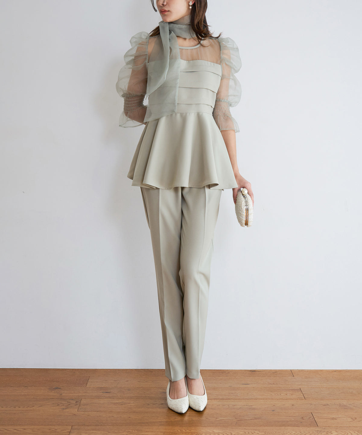 RIBON ORGANDY SET UP