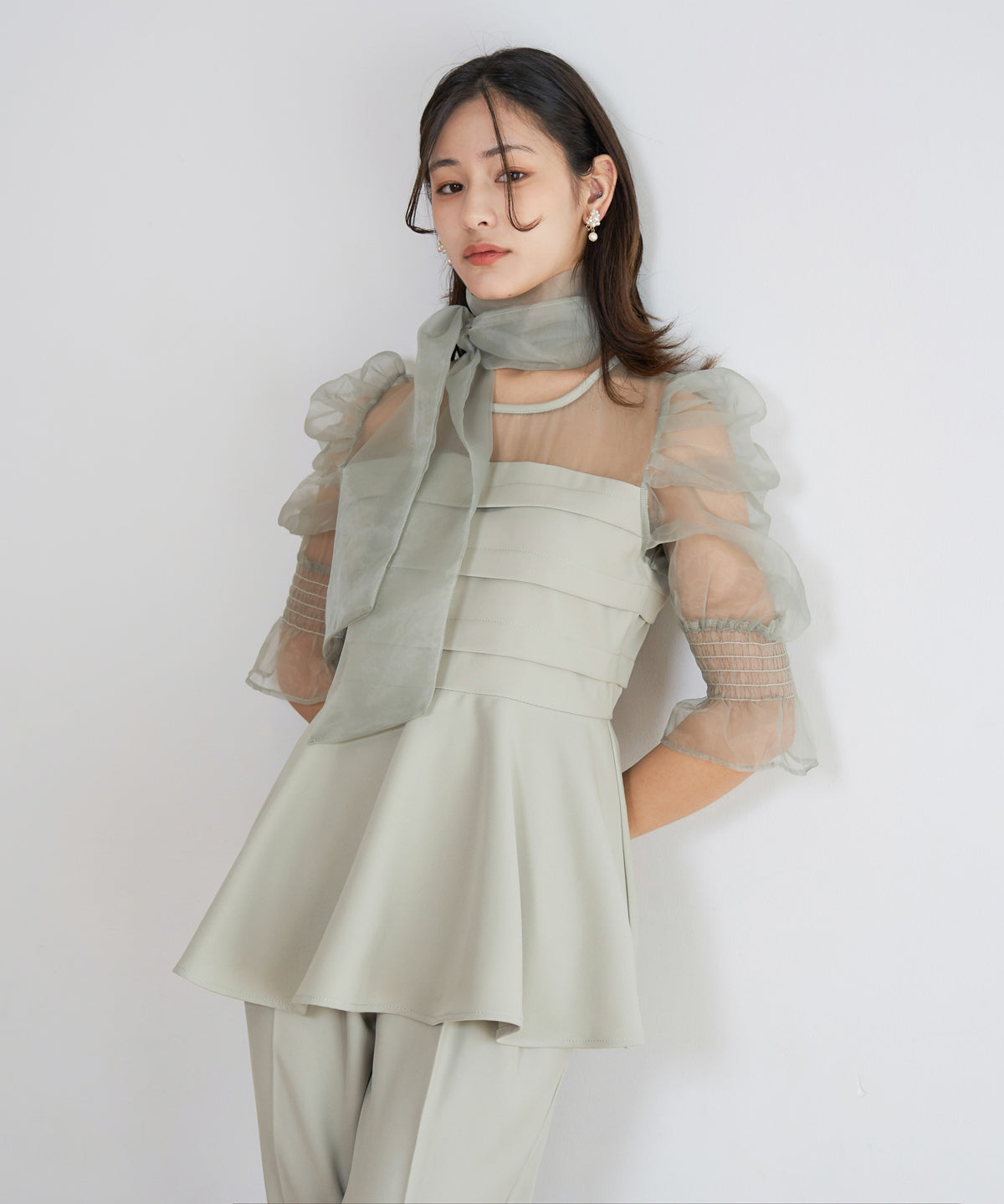 モデルサイズ：162cm B80 W59 H83 / 着用：ミント M