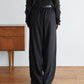 TUCK WIDE STRAIGHT PANTS