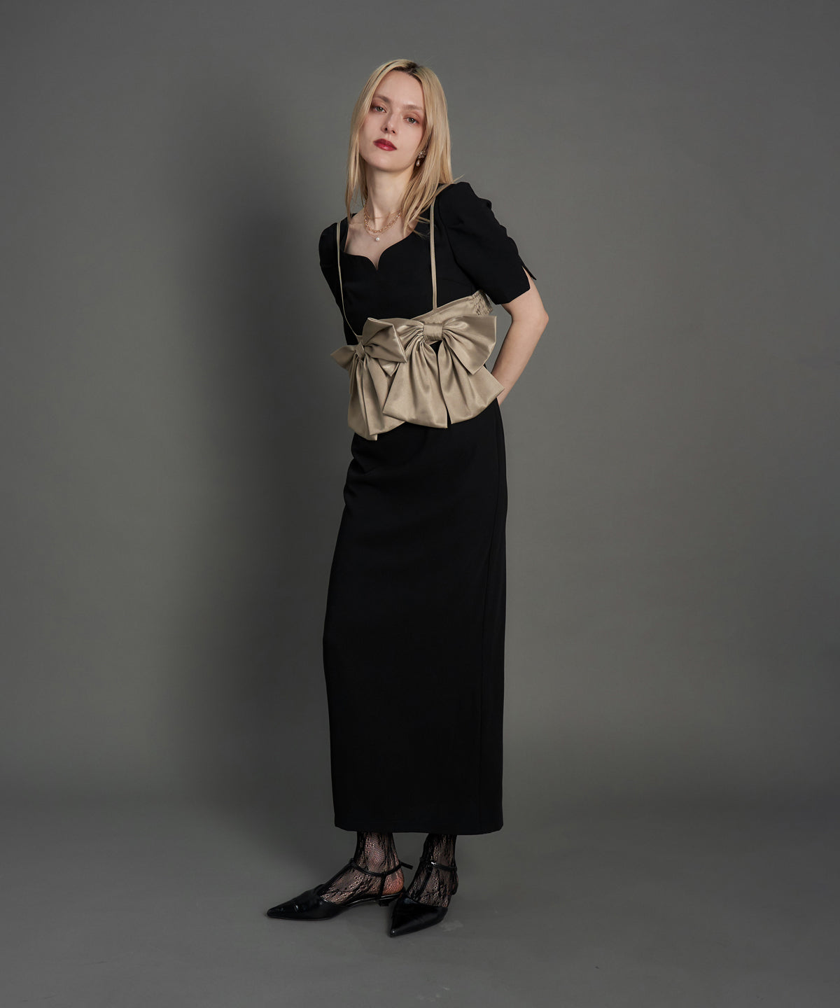 BIG RIBON BUISTIER DRESS