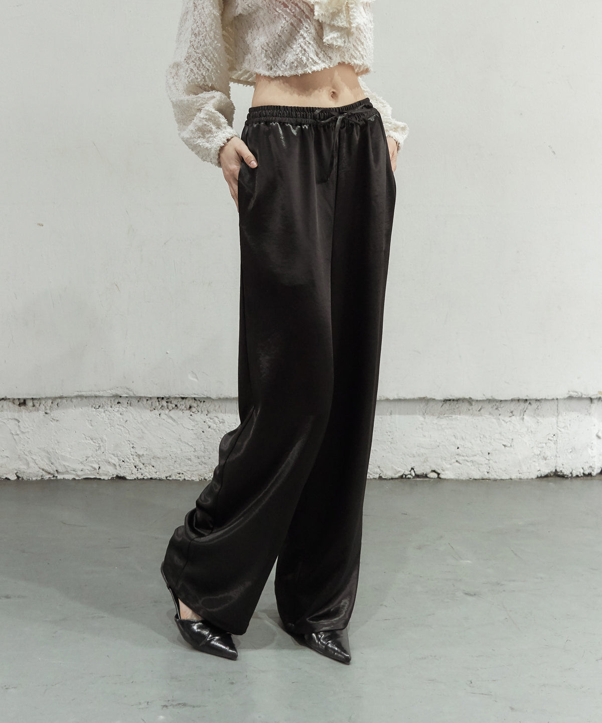 SATIN EASY WIDE PANTS