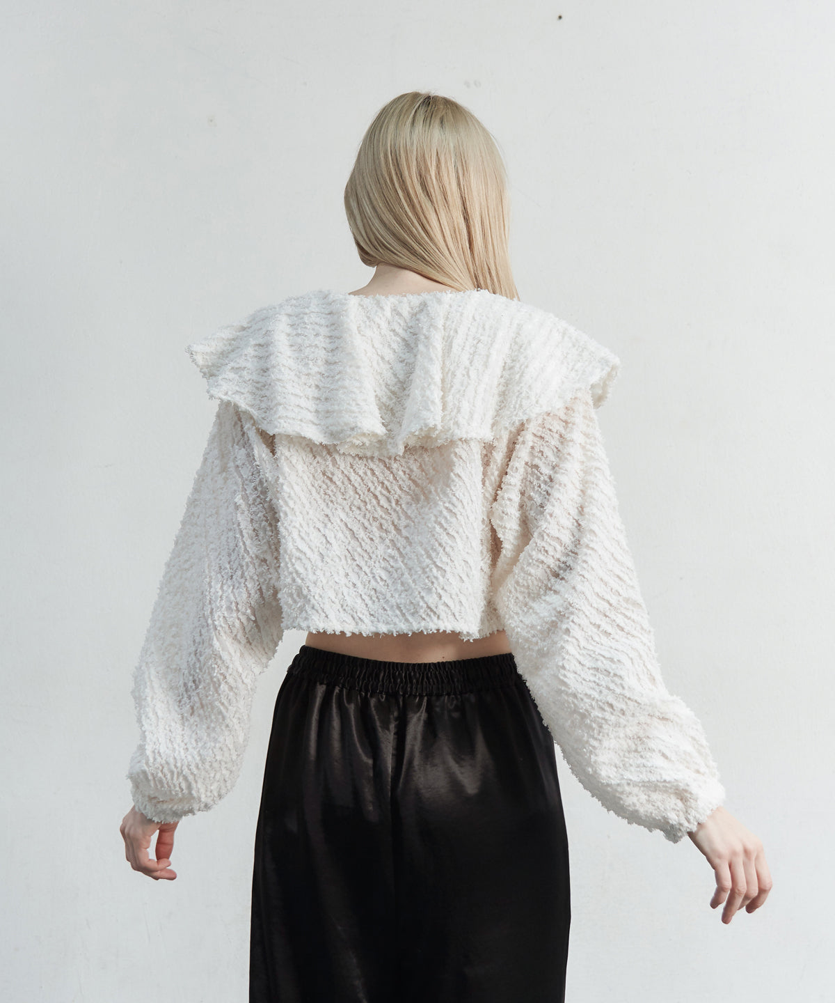 FRINGE JAQURD FRILL TOP