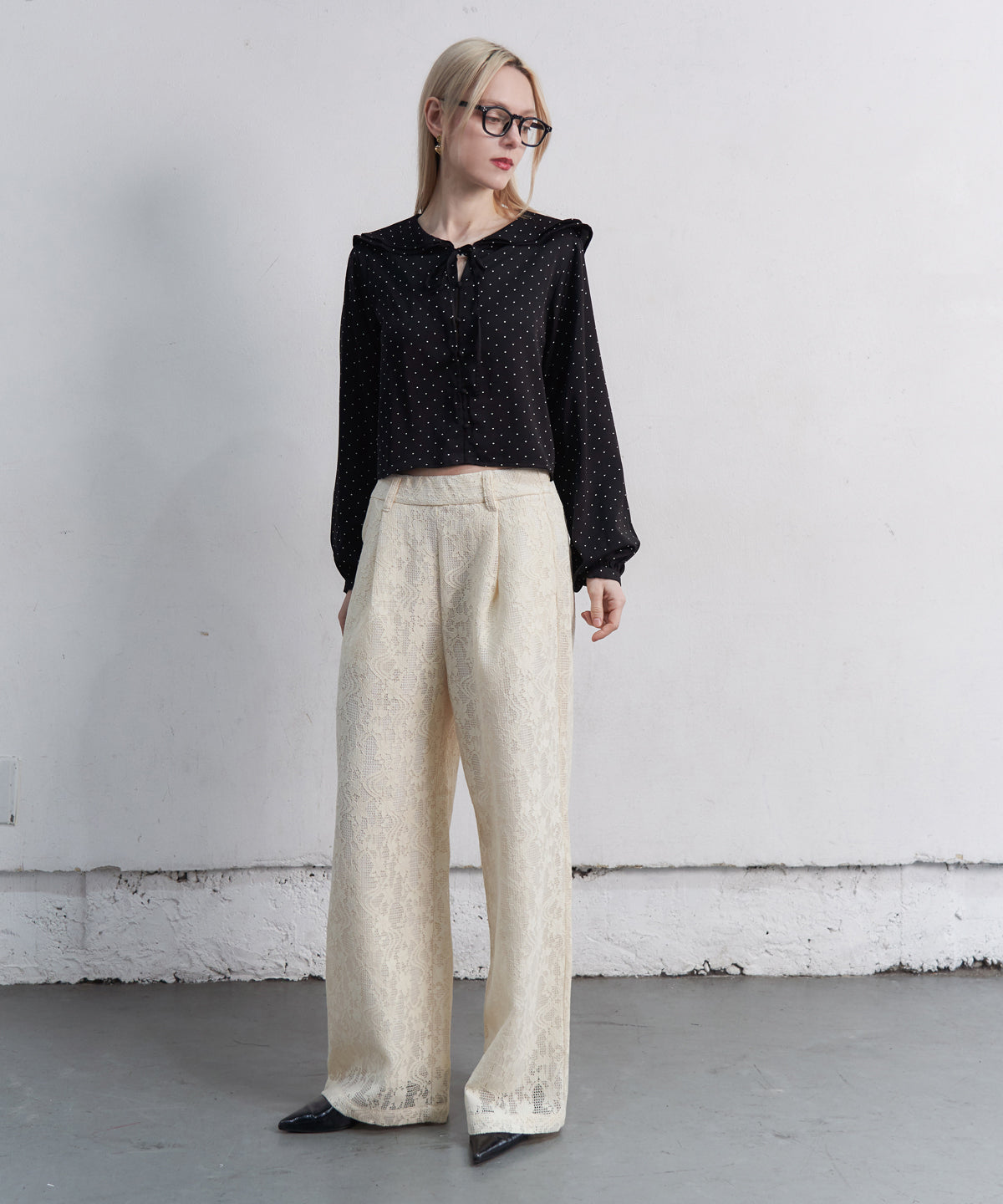 MESH LACE BOTTOM
