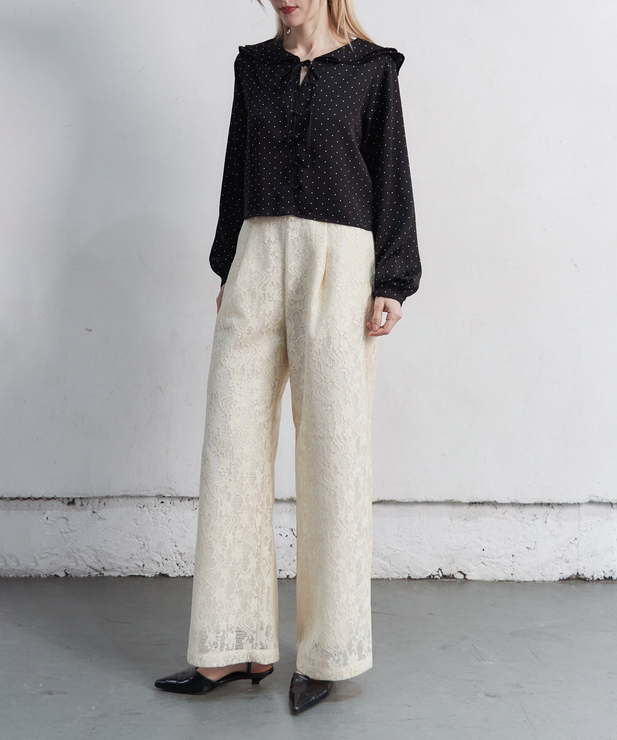 MESH LACE BOTTOM