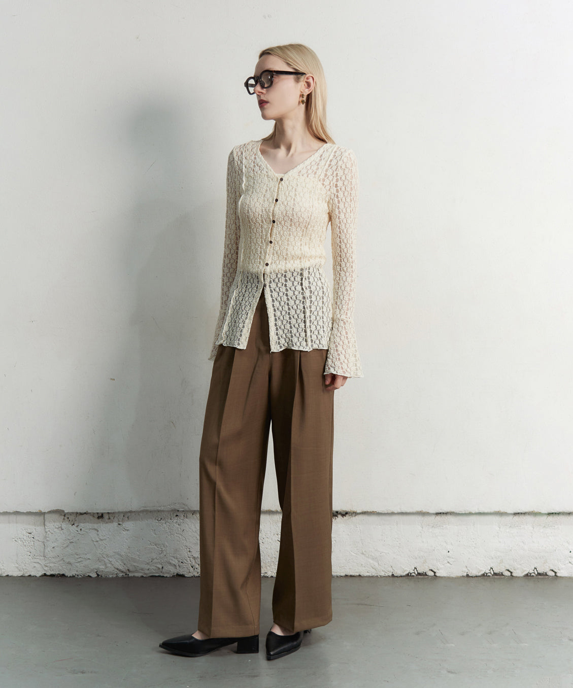 CUT LACE CARDIGAN