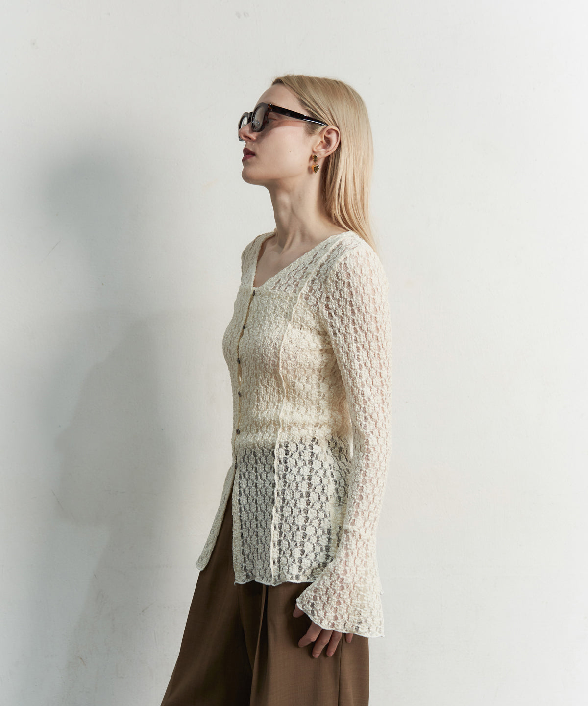 CUT LACE CARDIGAN
