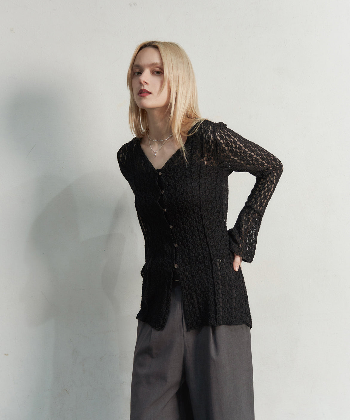 CUT LACE CARDIGAN