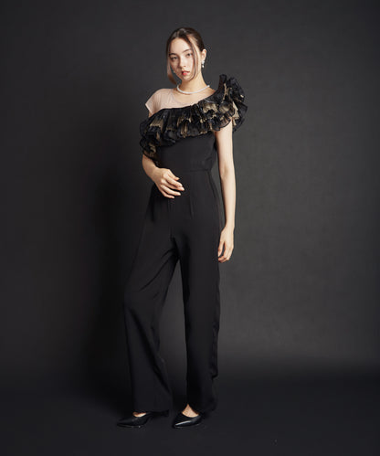 モデルサイズ：163cm B81 W62 H90 / 着用：ブラック L 