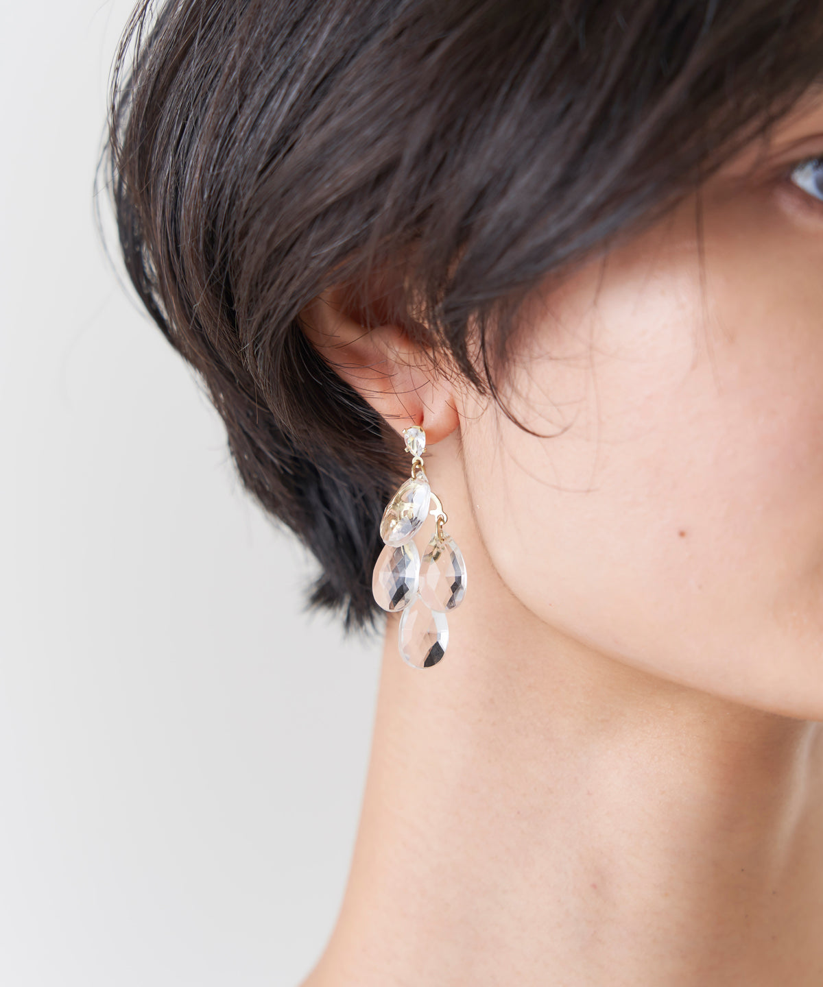 CHANDELIER PIERCE