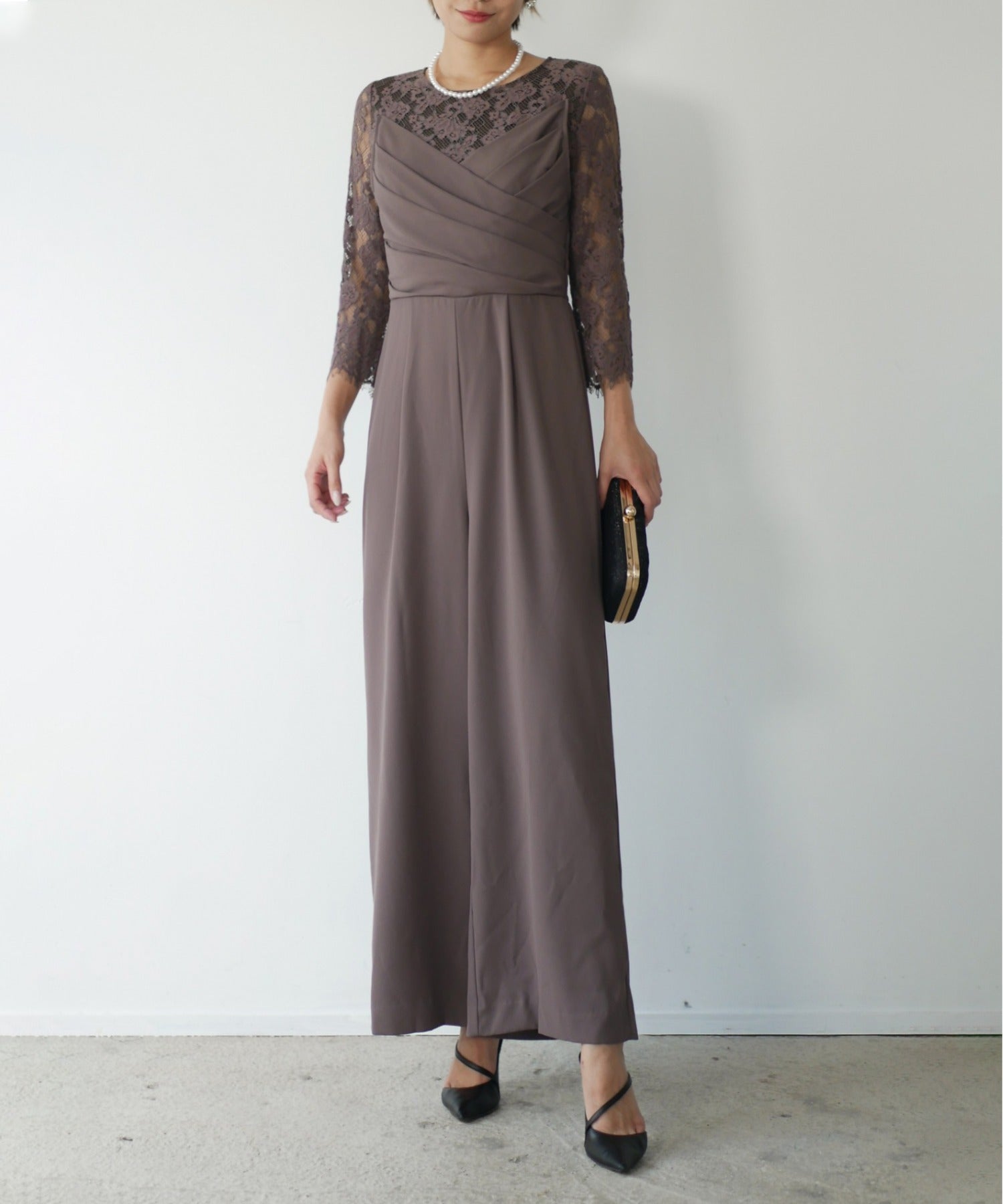 モデルサイズ：160cm B84 W61 H84 / 着用： S 