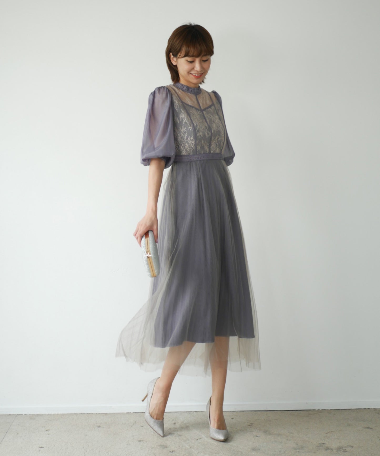 LACE COMBI PLEATS DRESS