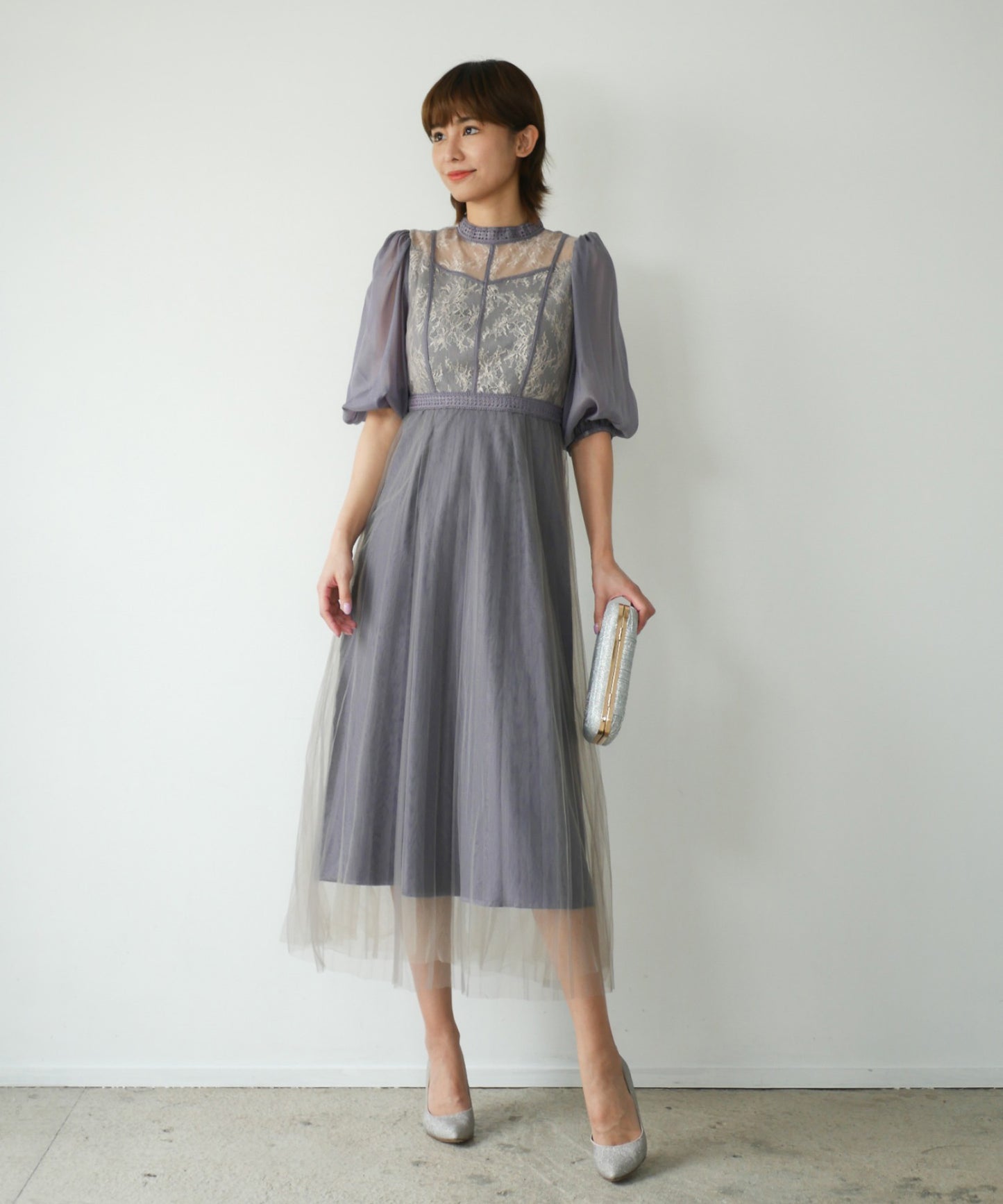 LACE COMBI PLEATS DRESS