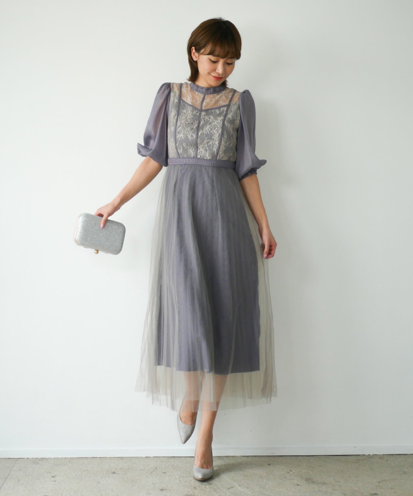 LACE COMBI PLEATS DRESS