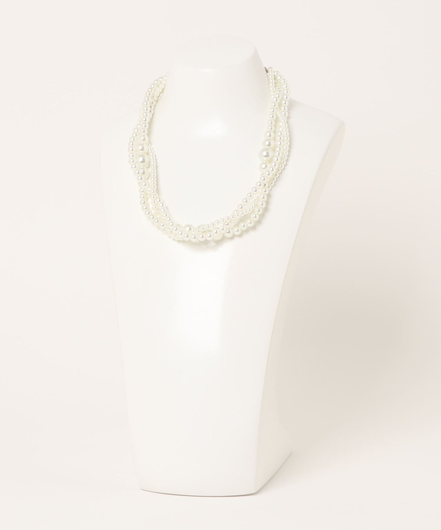SPIRAL PEARL NECKLACE