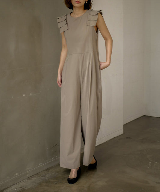 モデルサイズ：160cm B84 W61 H84 / 着用：モカベージュ