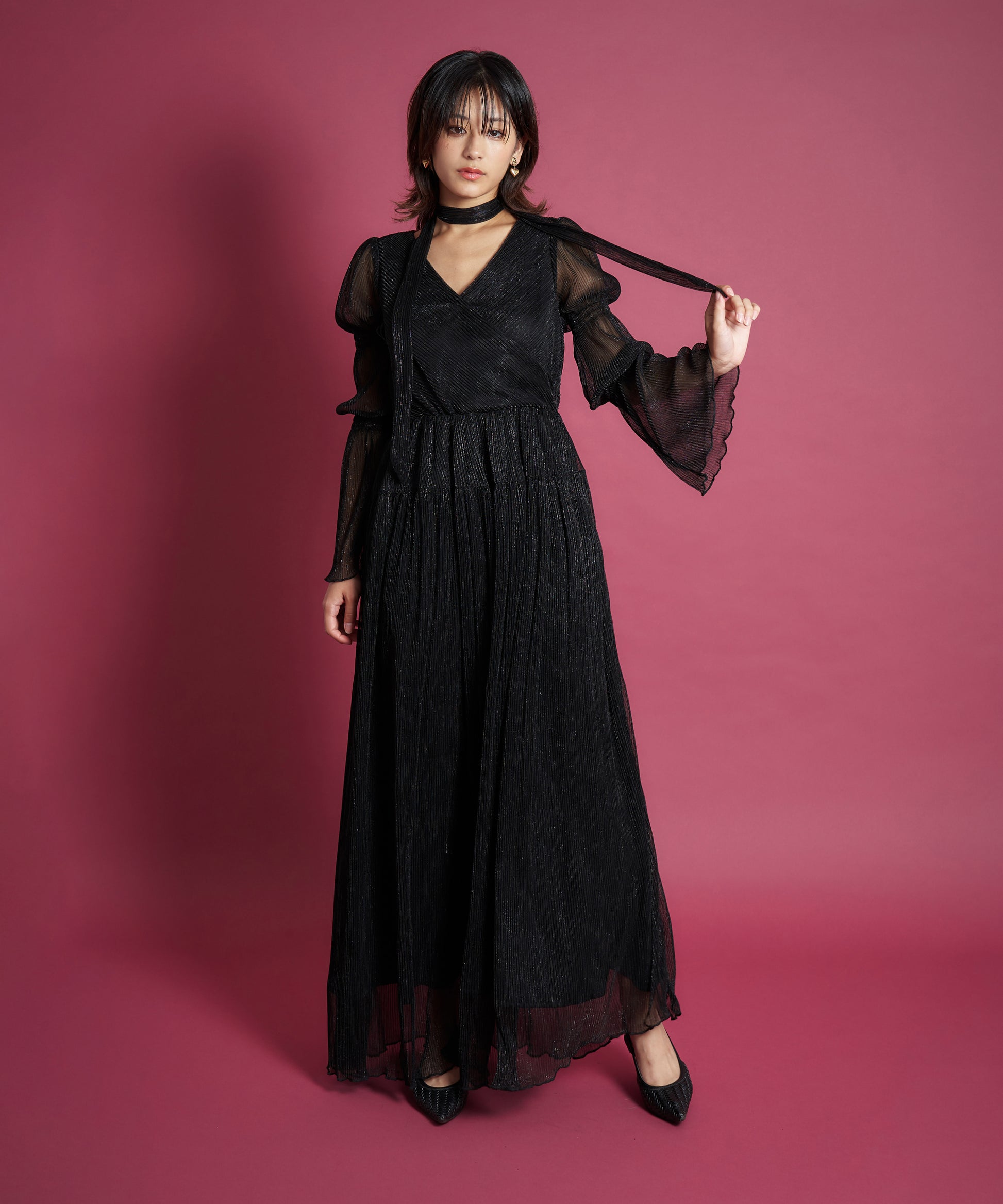 モデルサイズ：162cm B80 W59 H83 / 着用：ブラック M