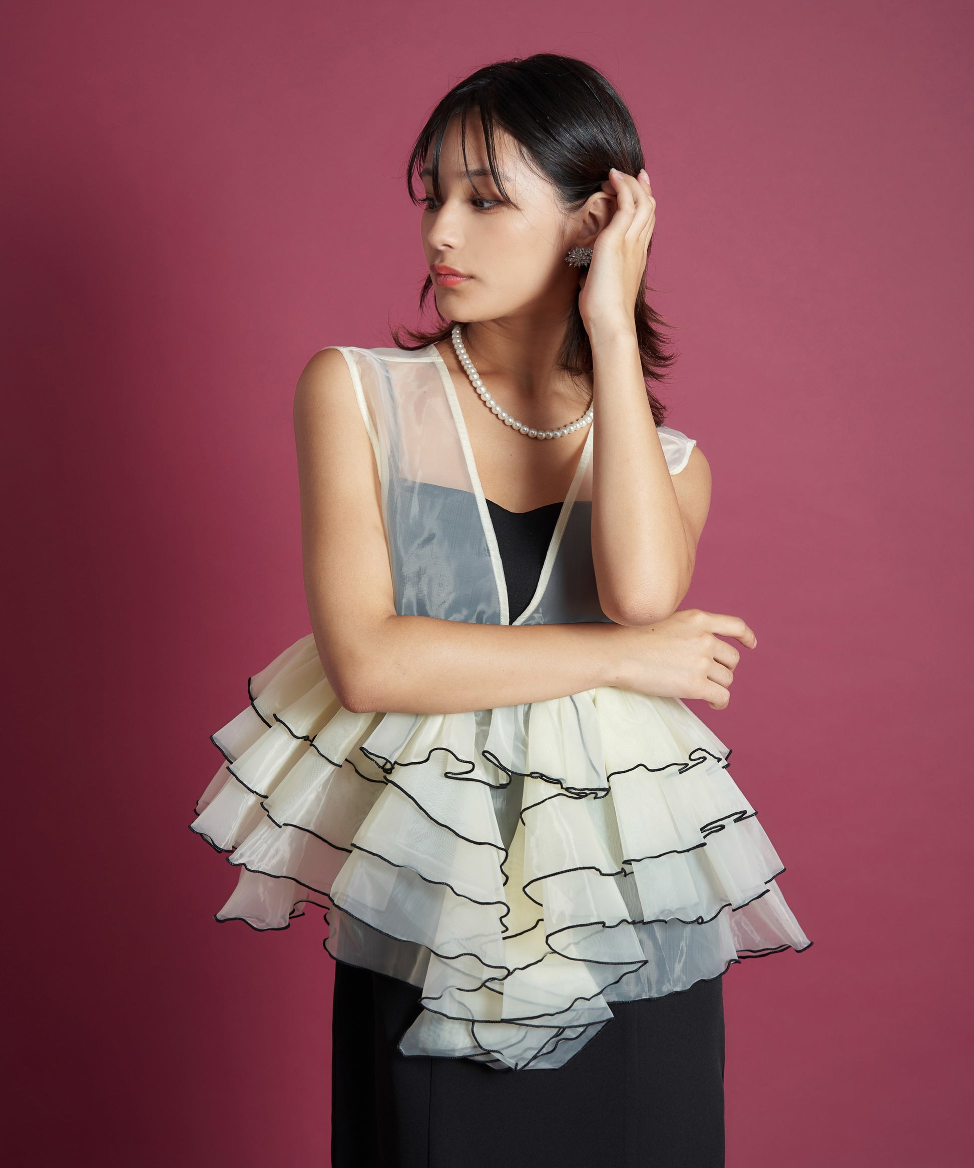 モデルサイズ：162cm B80 W59 H83 / 着用：アイボリー M