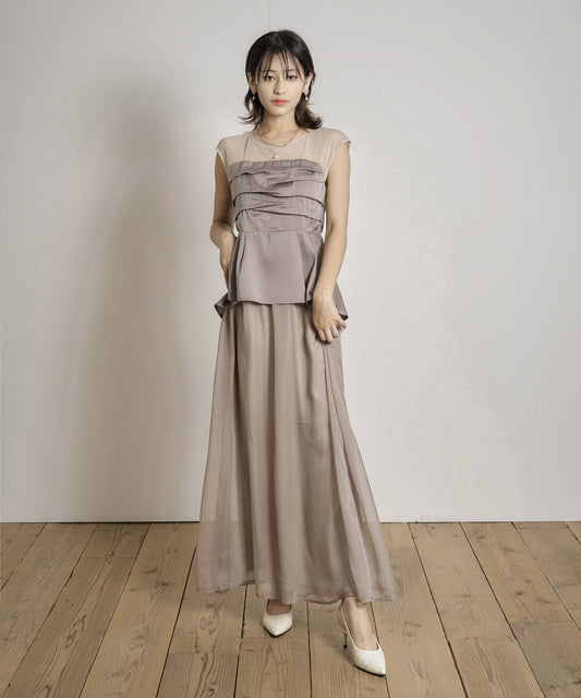 モデルサイズ：162cm B80 W59 H83 / 着用：グレージュ