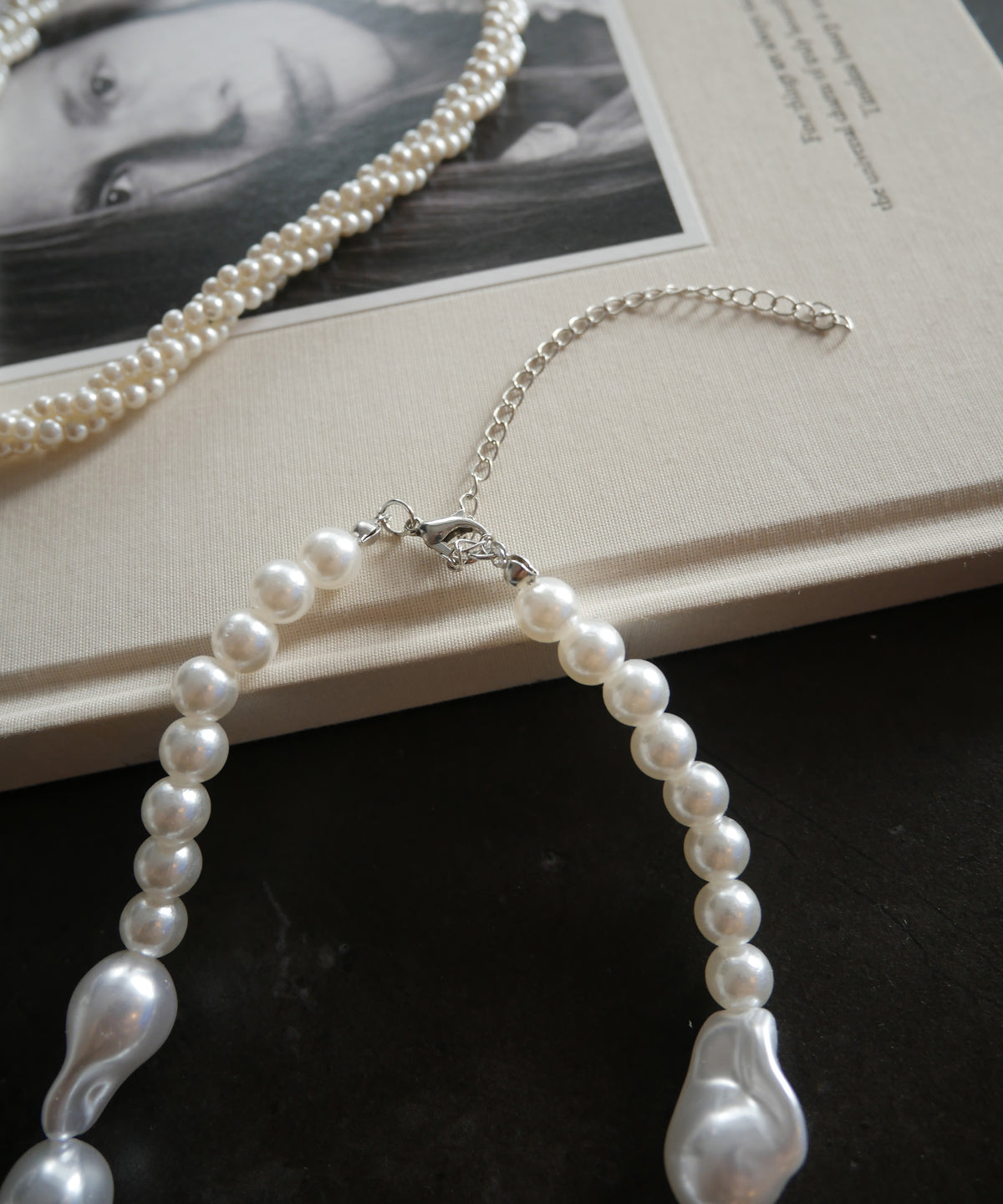 PEARL CHOKER