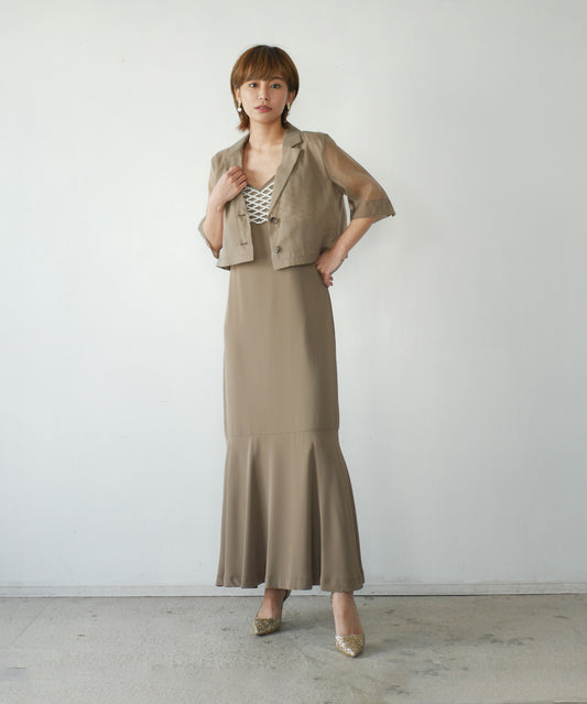 モデルサイズ：160cm B84 W61 H84 / 着用：ベージュ