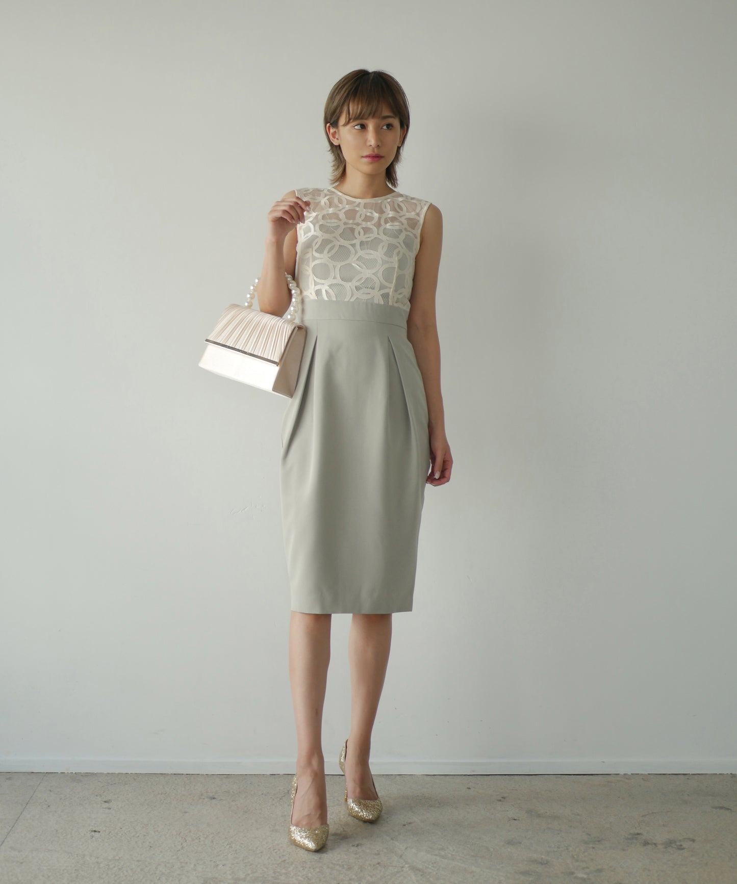 UNBILLION LACE DRESS