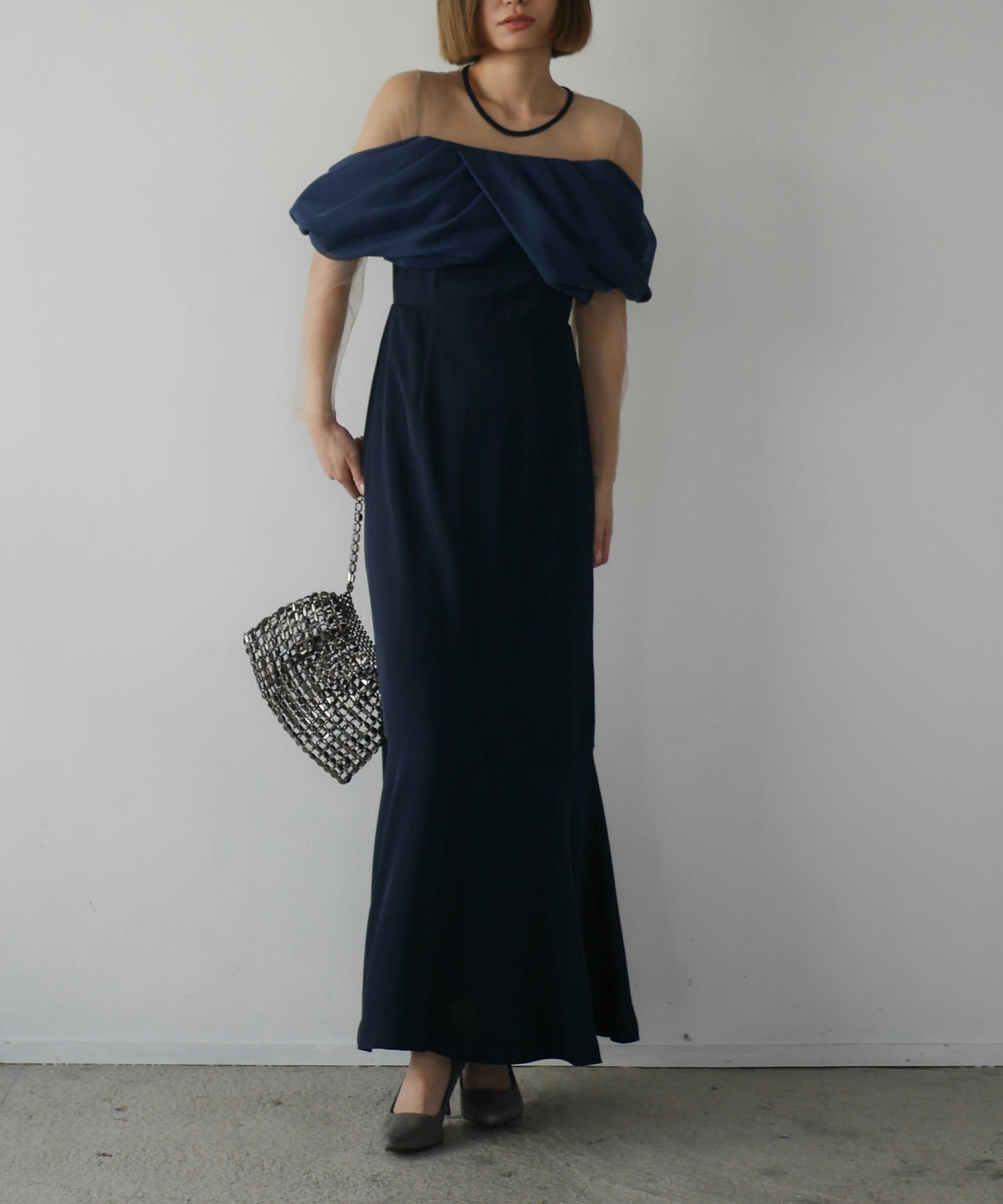モデルサイズ：160cm B84 W61 H84 / 着用：ネイビー