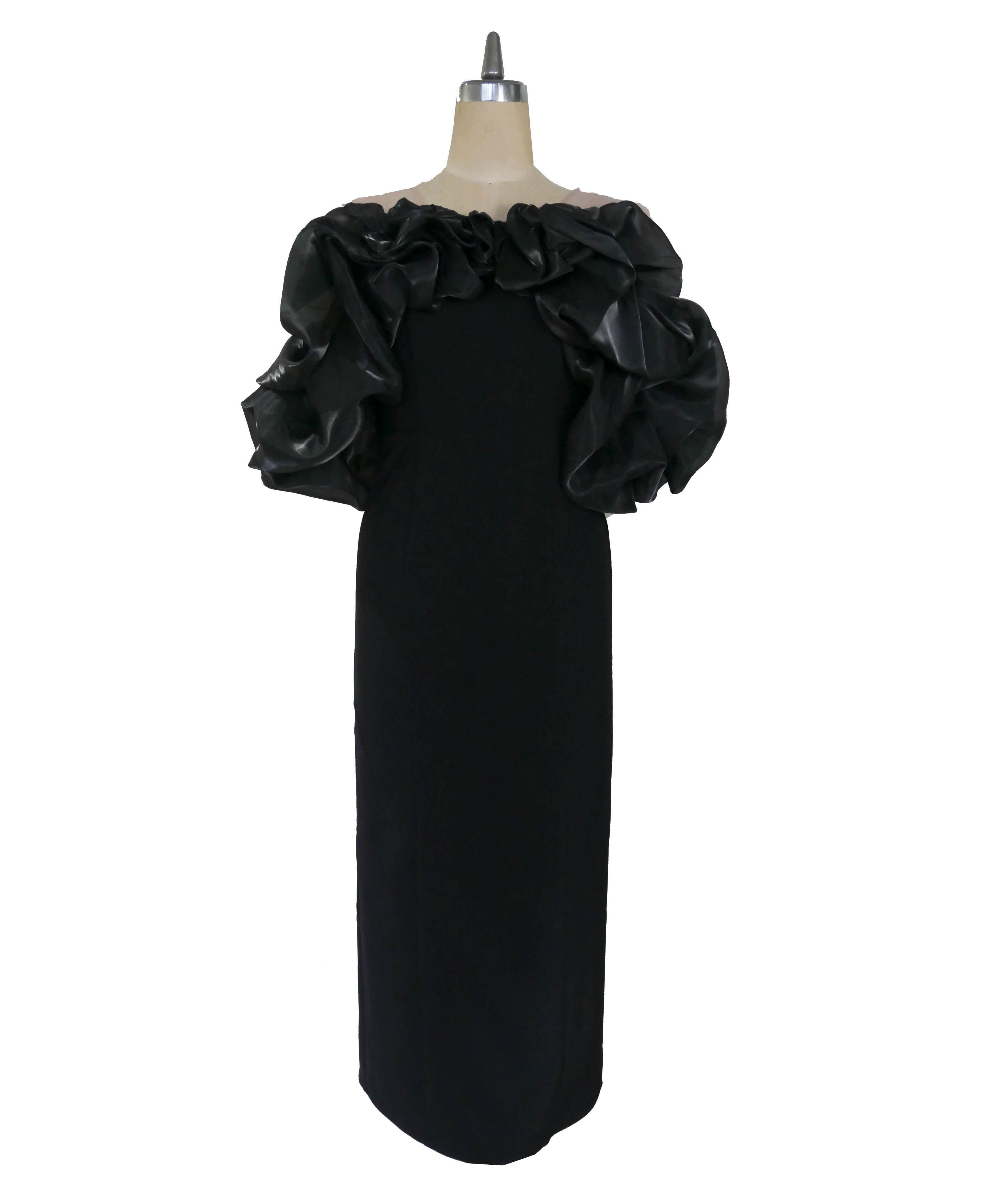 VOLUME RAFFLE DRESS