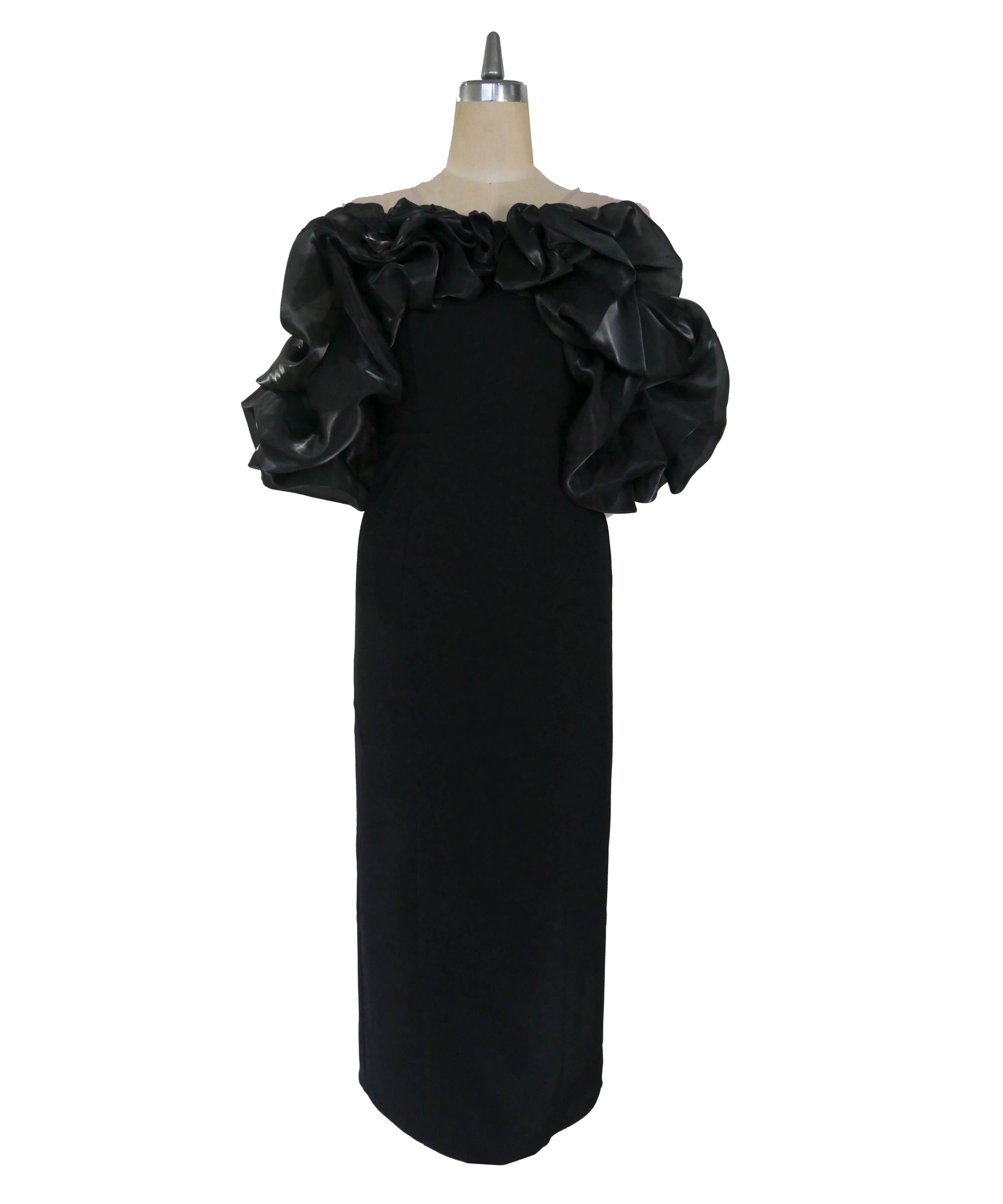 VOLUME RAFFLE DRESS