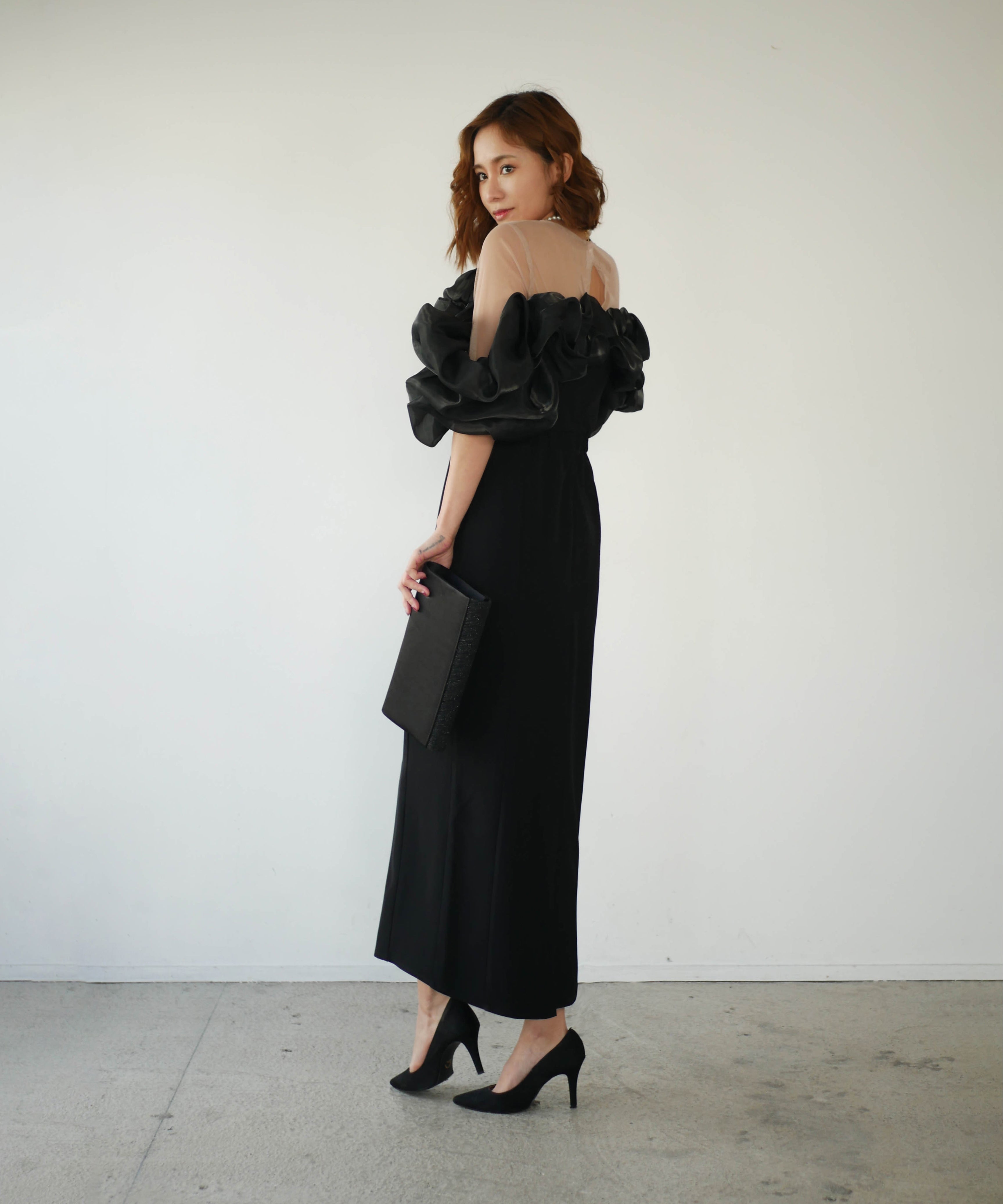 VOLUME RAFFLE DRESS