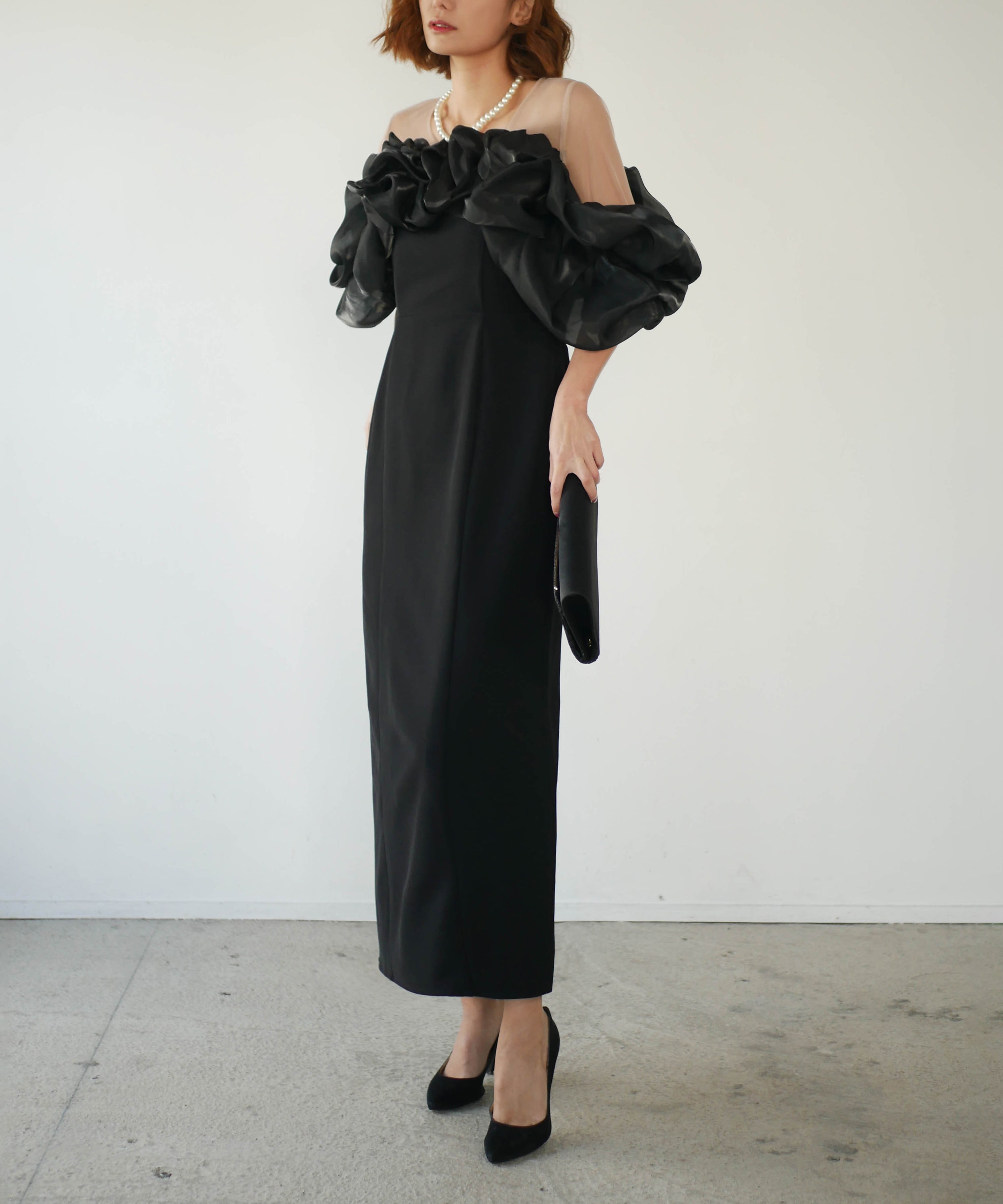 VOLUME RAFFLE DRESS
