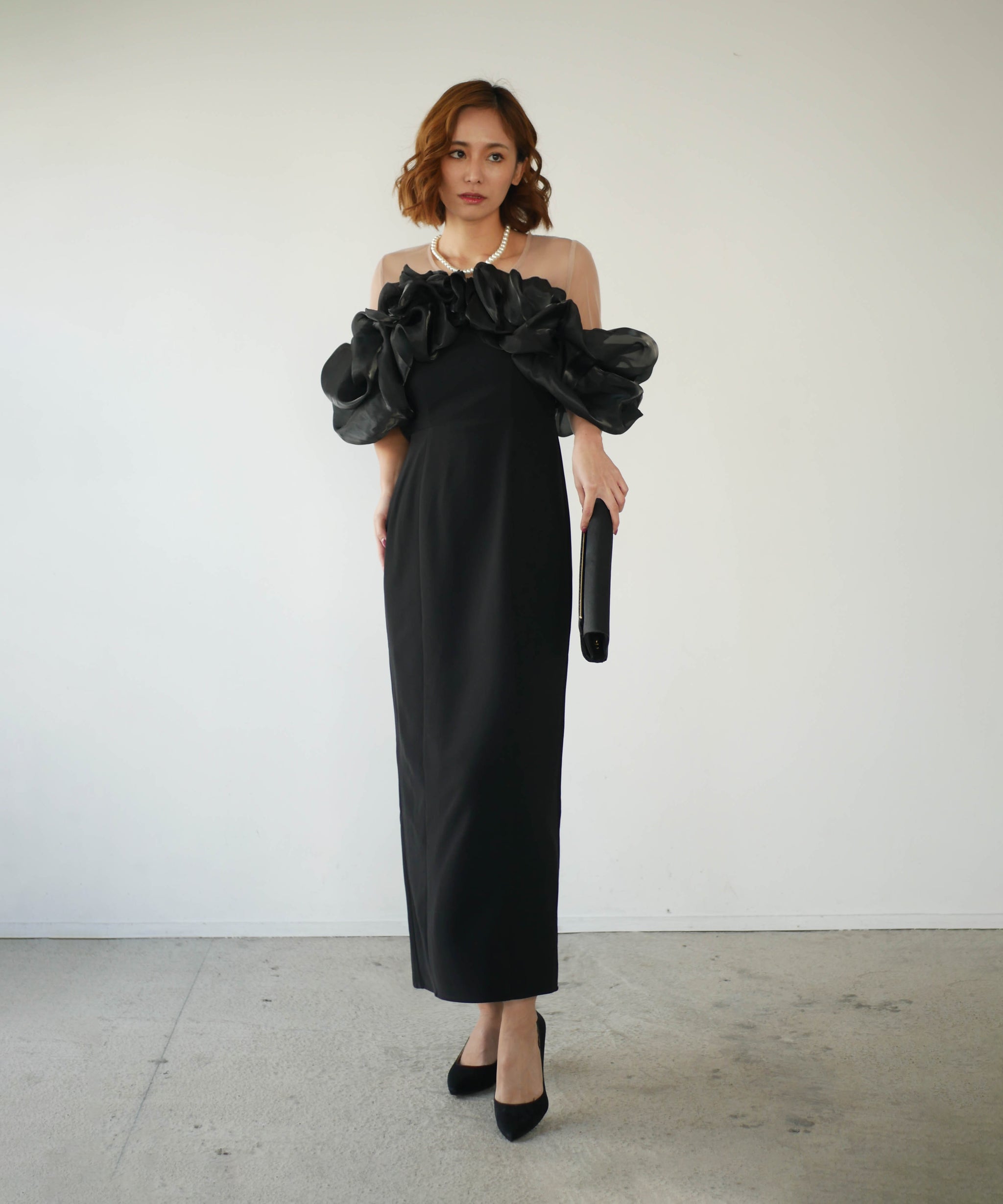 VOLUME RAFFLE DRESS
