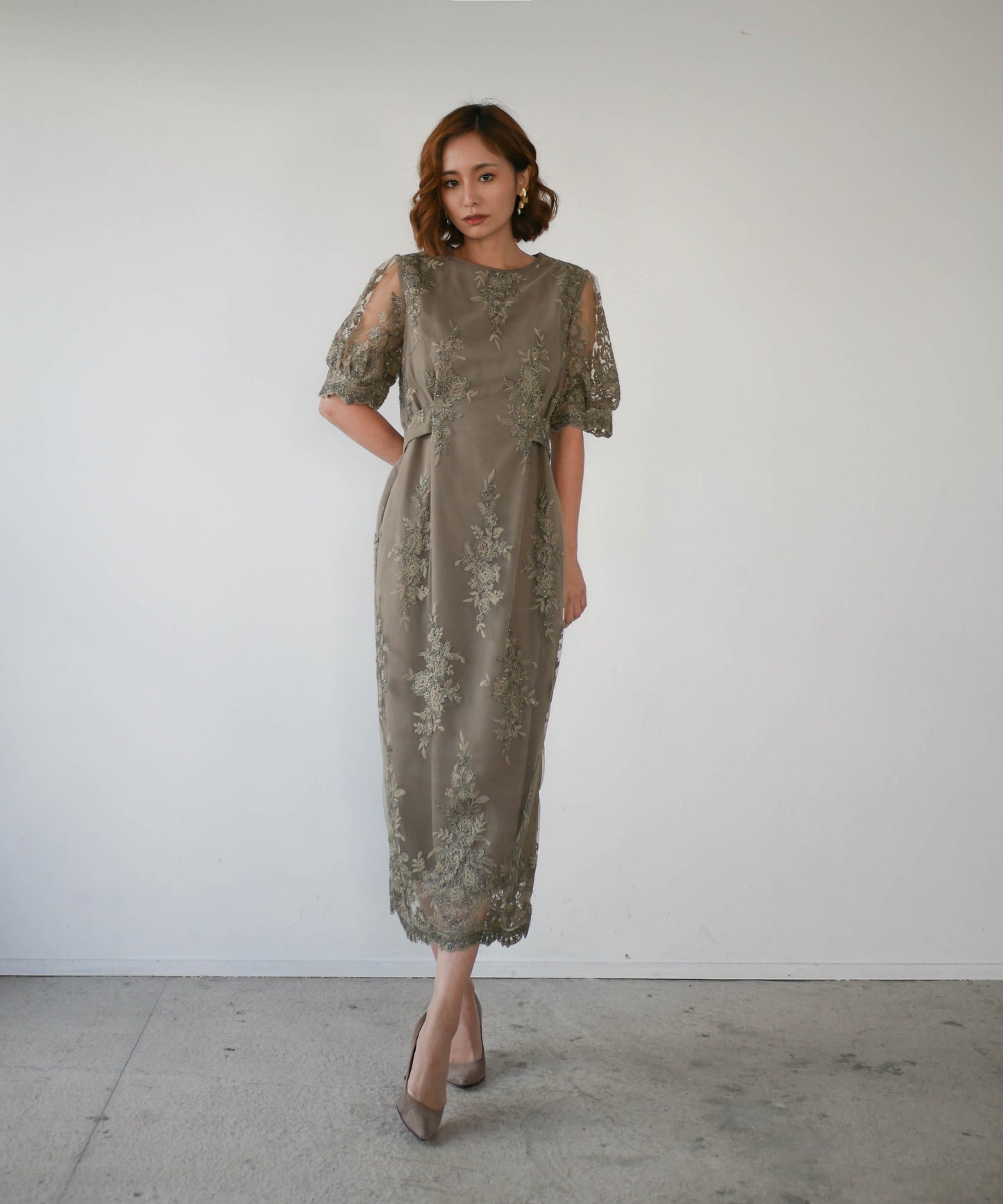 EMBROIDERY LACE PENCIL DRESS