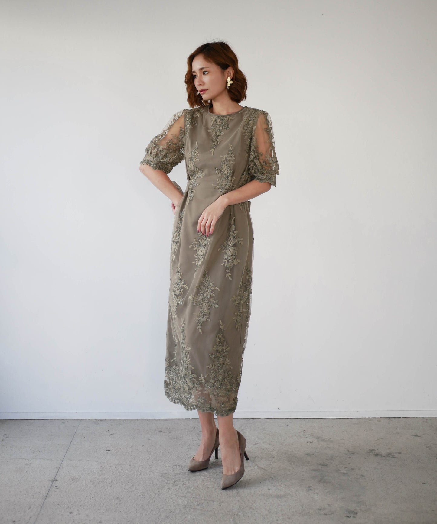 EMBROIDERY LACE PENCIL DRESS