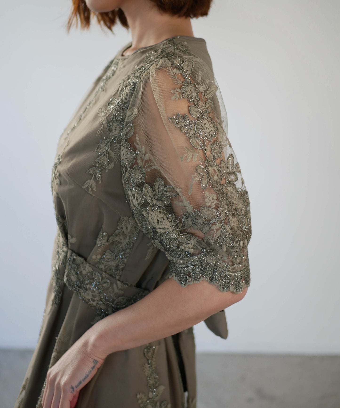EMBROIDERY LACE PENCIL DRESS
