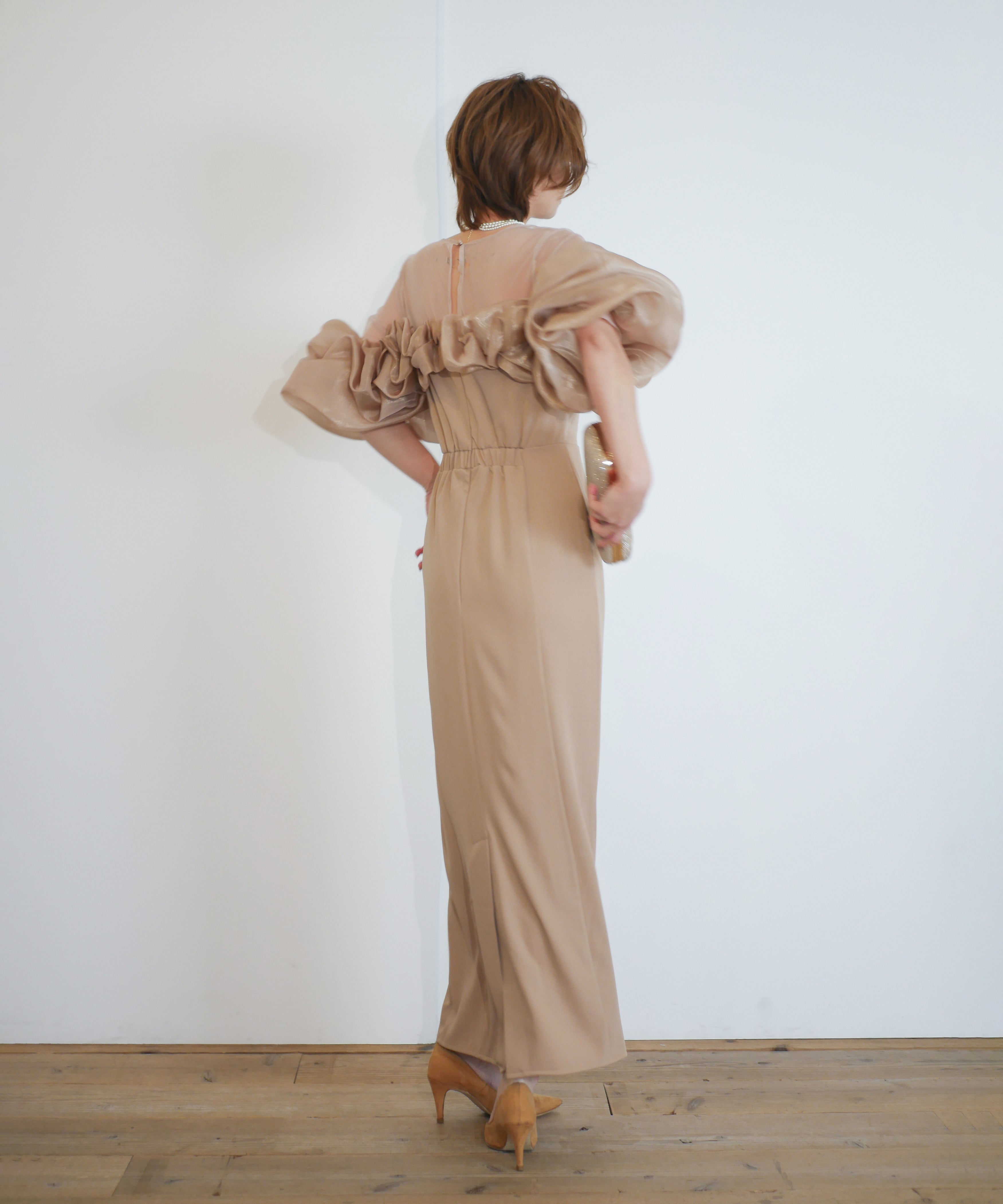VOLUME RAFFLE DRESS