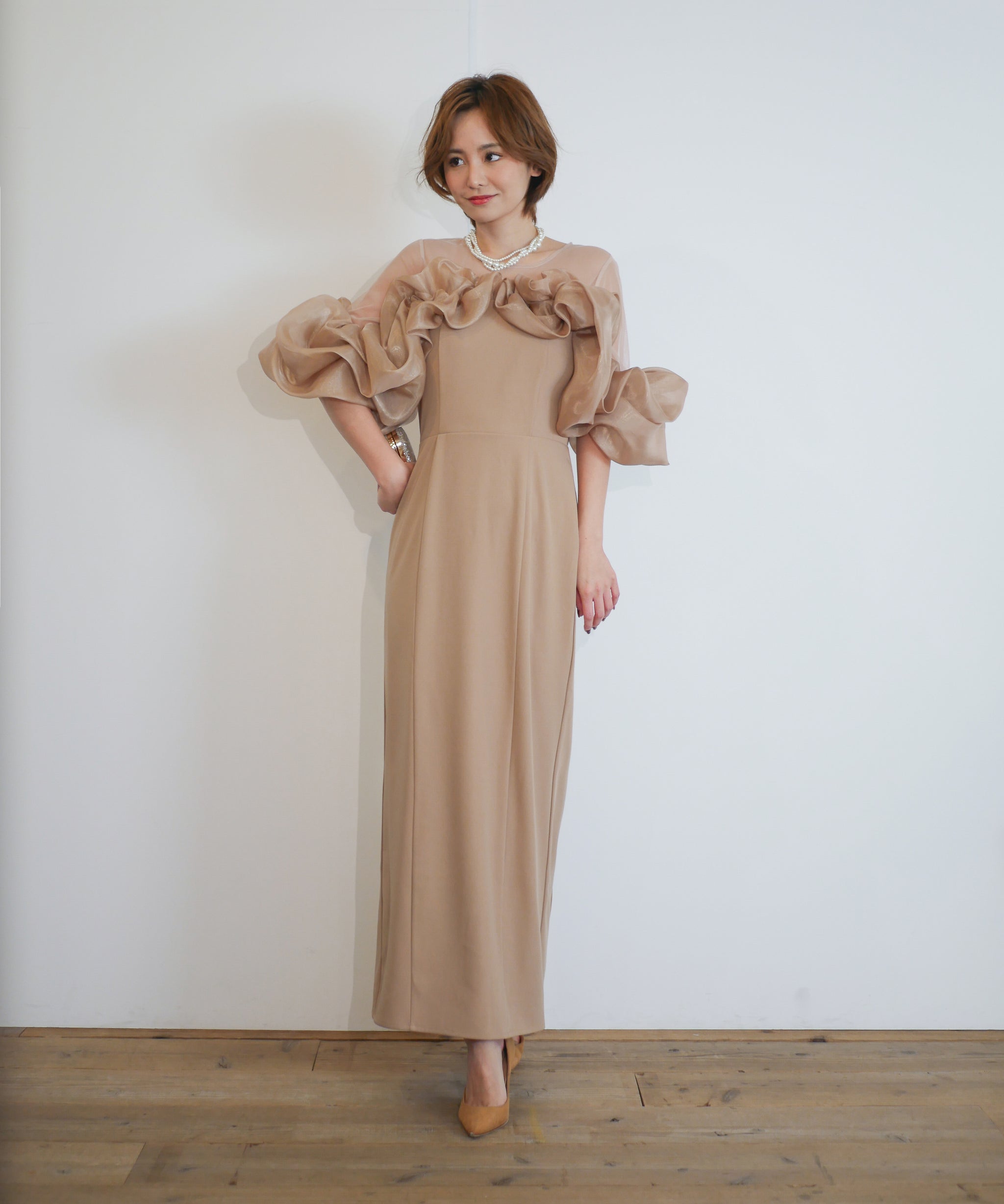 VOLUME RAFFLE DRESS