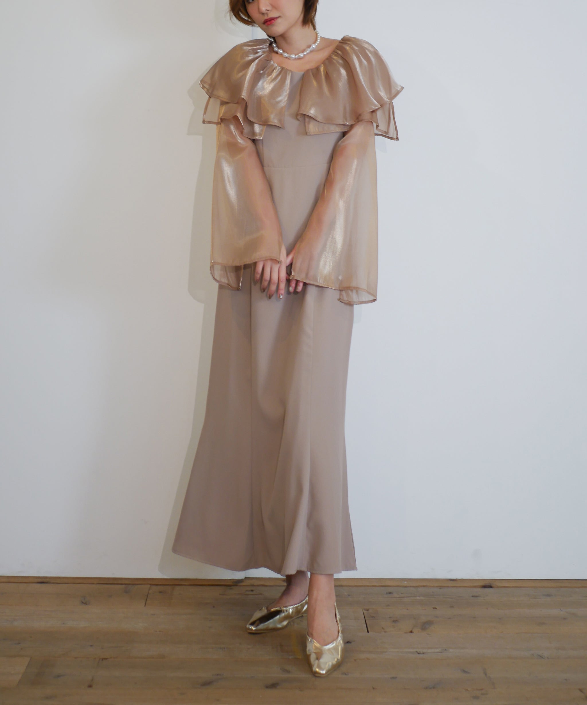 モデルサイズ：160cm B84 W61 H84 / 着用：ベージュ