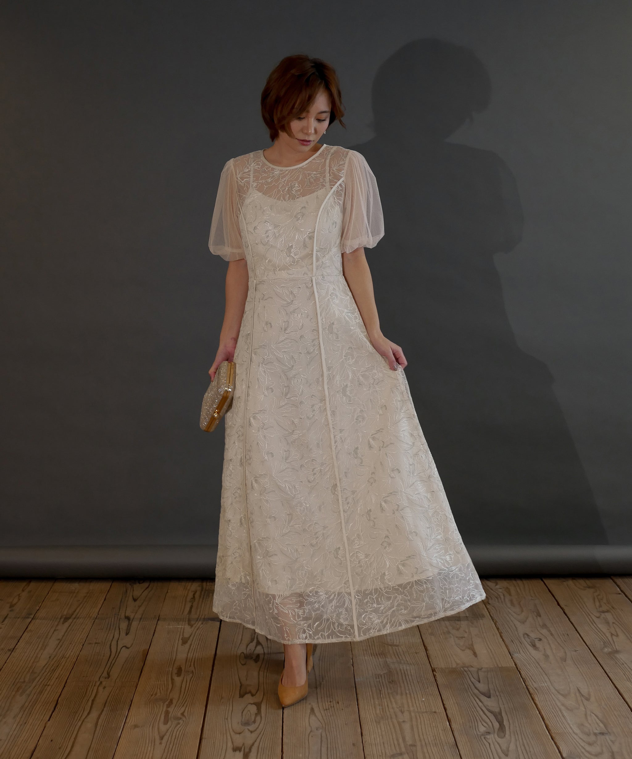 PUFF SLEEVE LACE DRESS